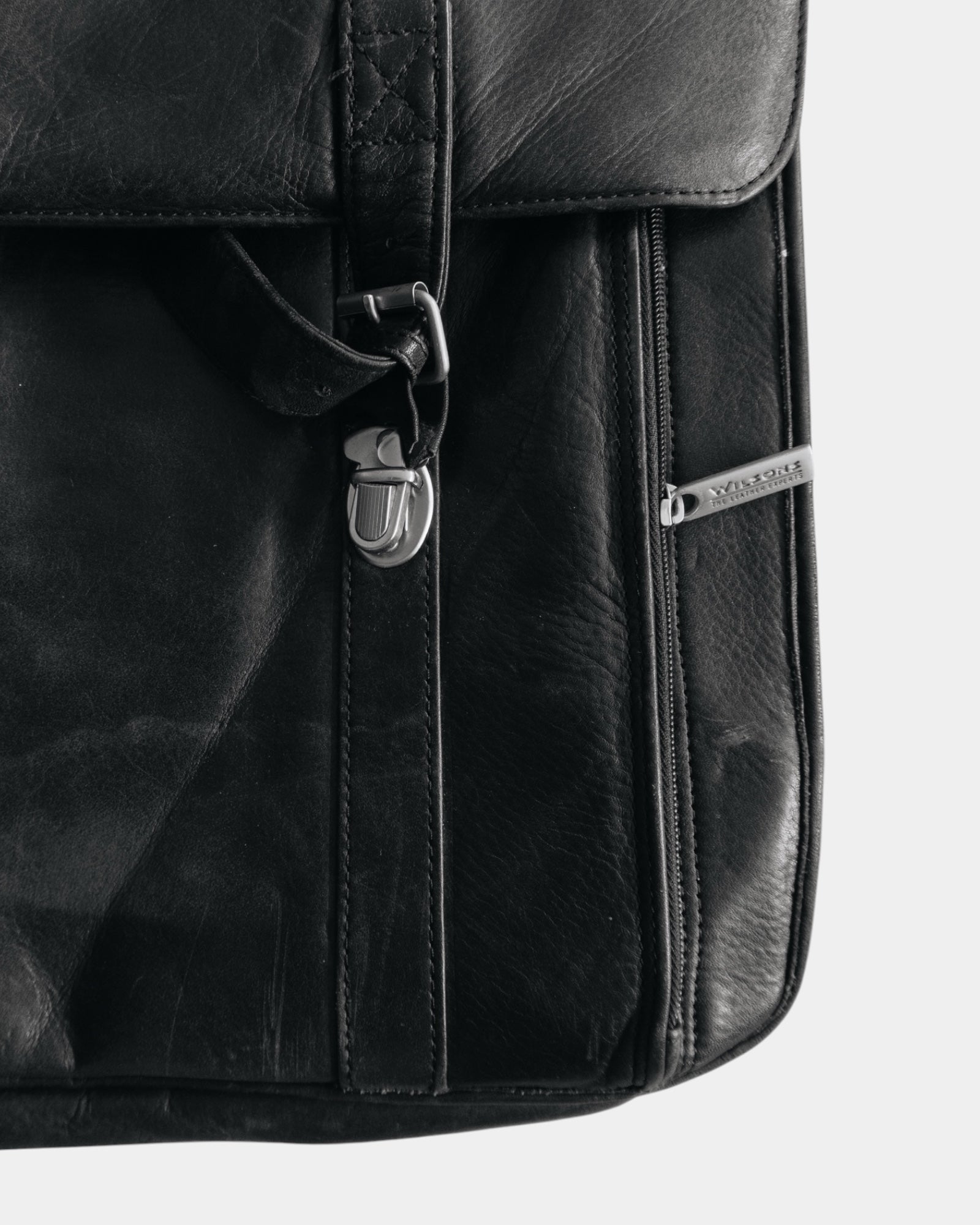 90’S VINTAGE WILSONS LEATHER SUITCASE