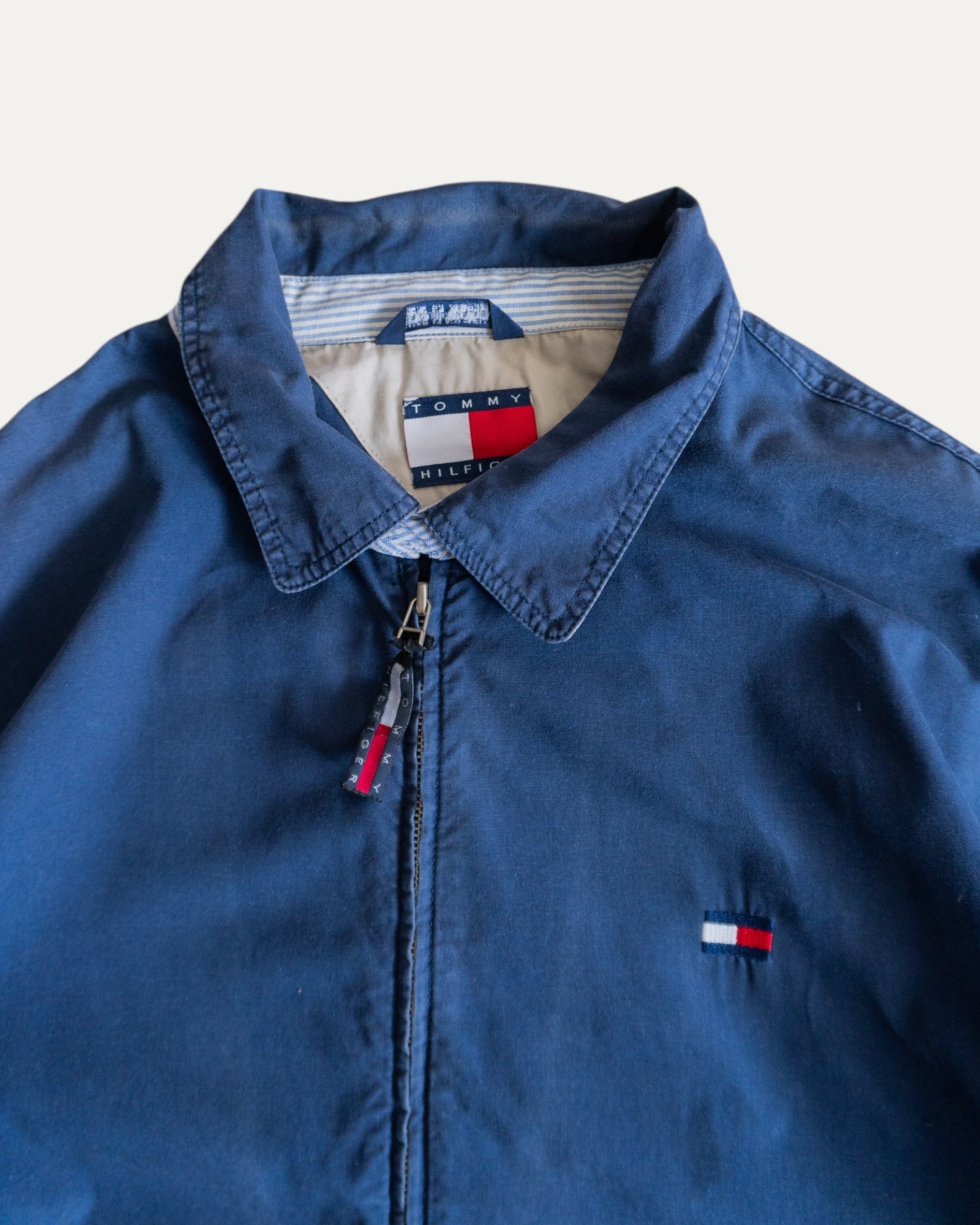 (XL) VINTAGE TOMMY HILFIGER JACKET