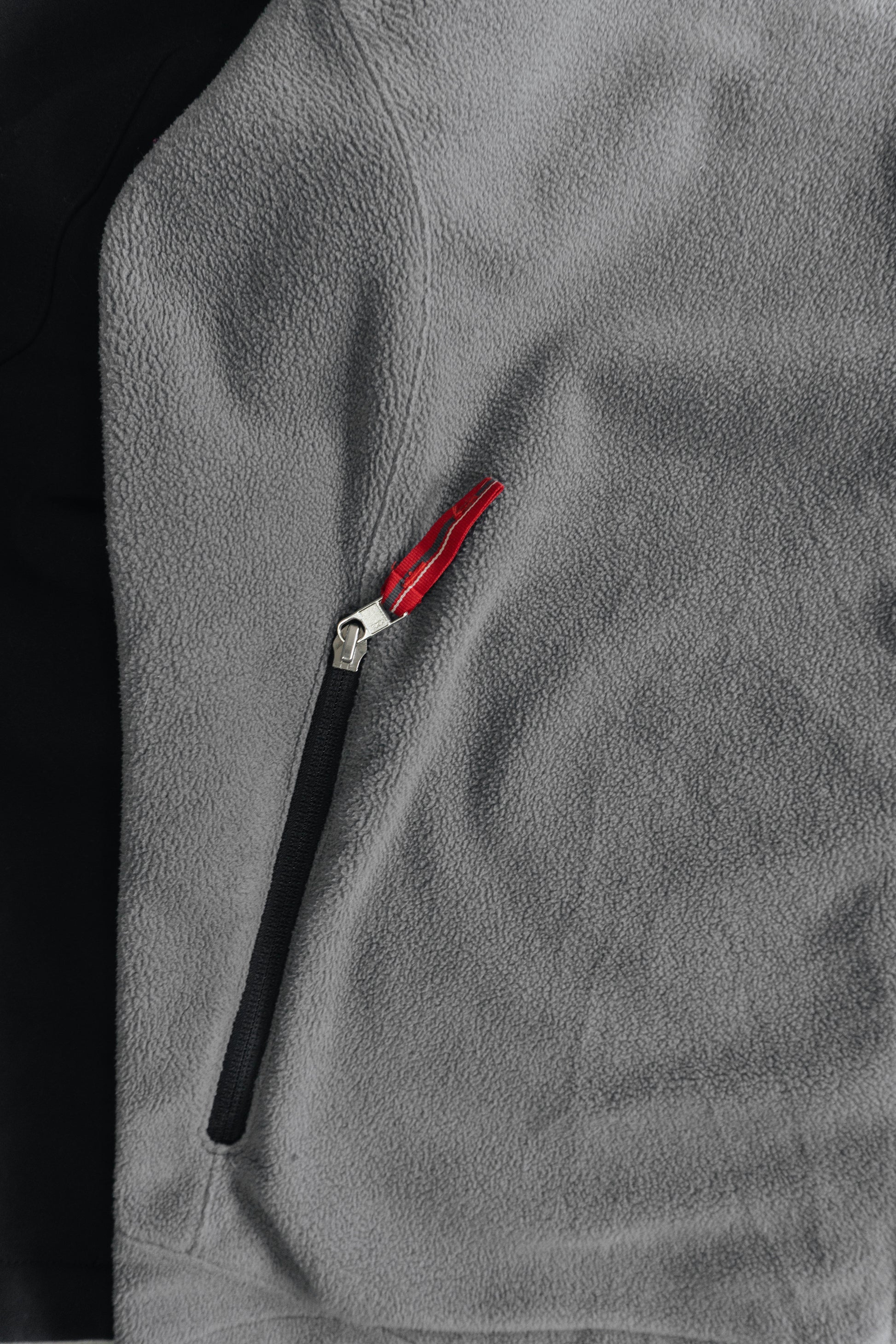 (M) 00’S VINTAGE NIKE FLEECE JACKET