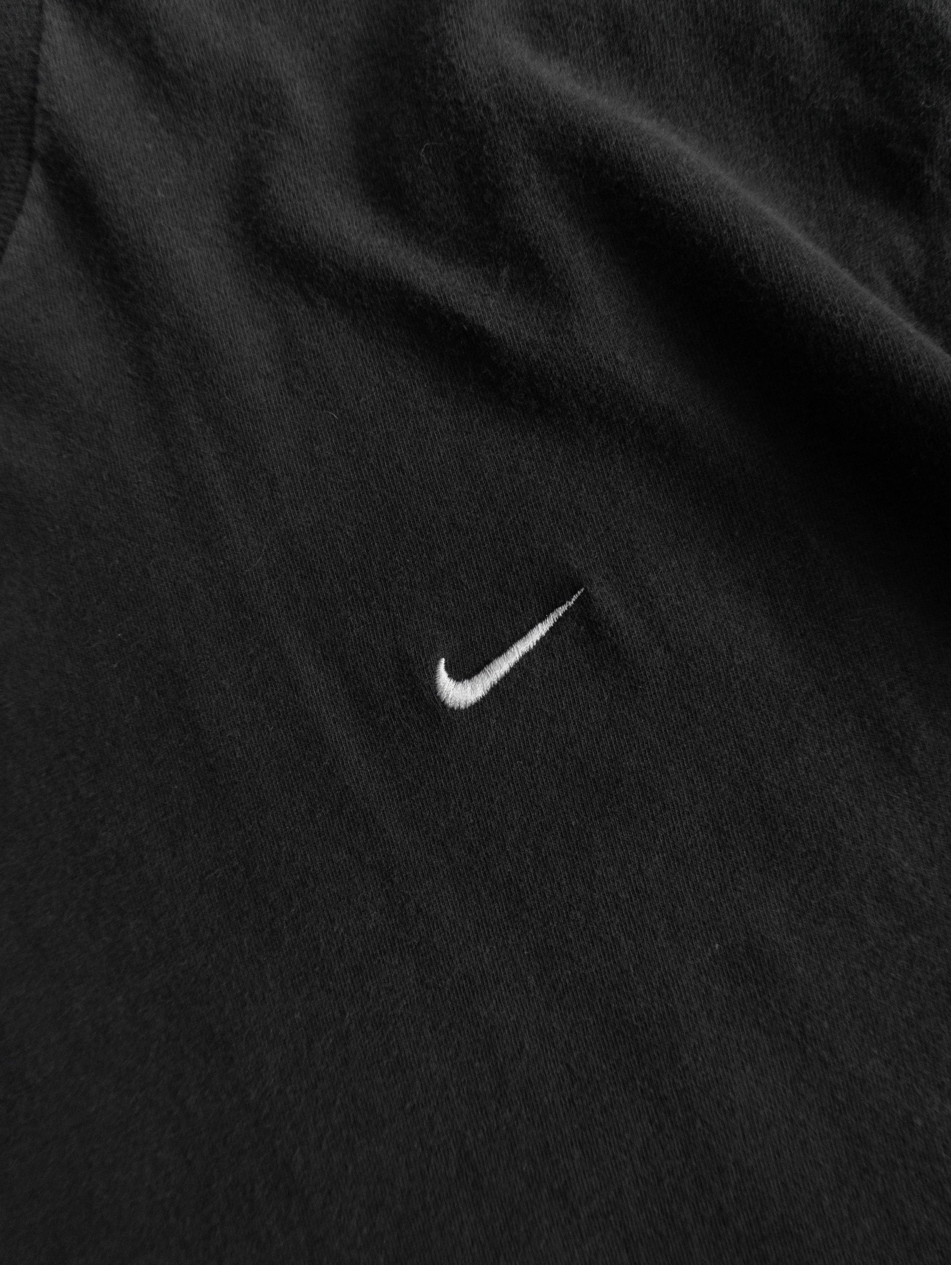 (XL) 00’S VINTAGE NIKE BLANK TEE