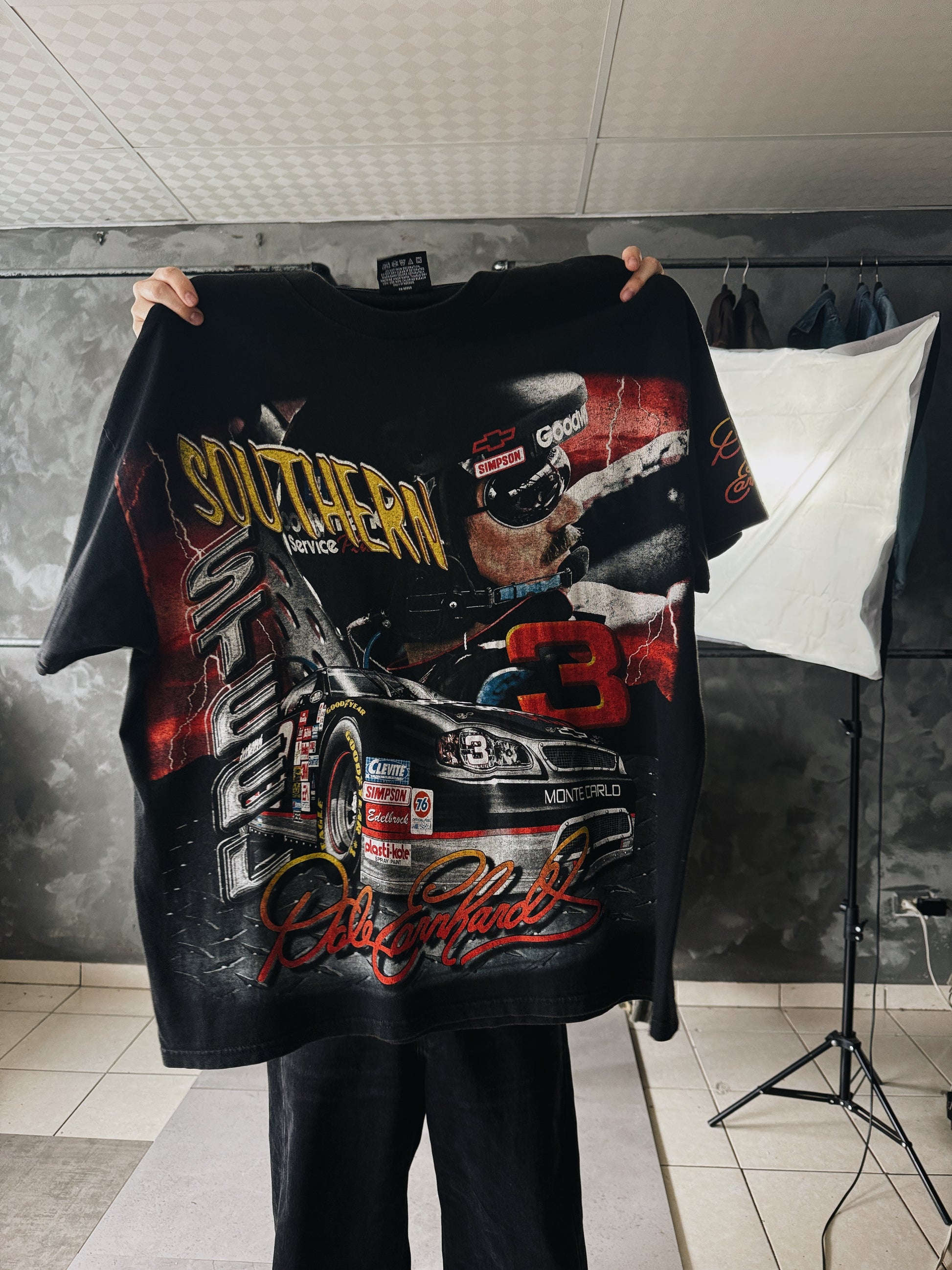 (XL) 90’S VINTAGE NASCAR DALE EARNHARDT RACING AOP TEE