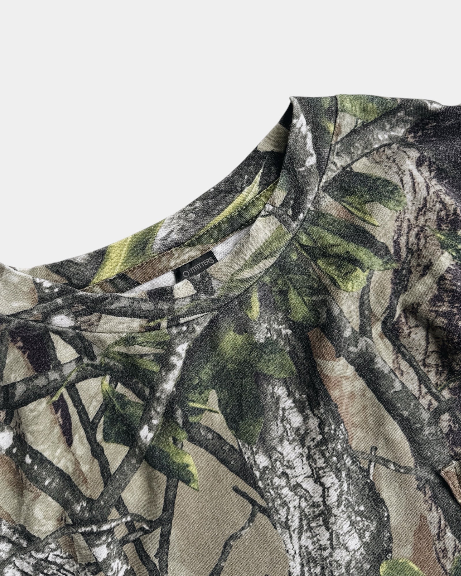 (L) REALTREE OUTFITTERS CAMO LONG SLEEVE