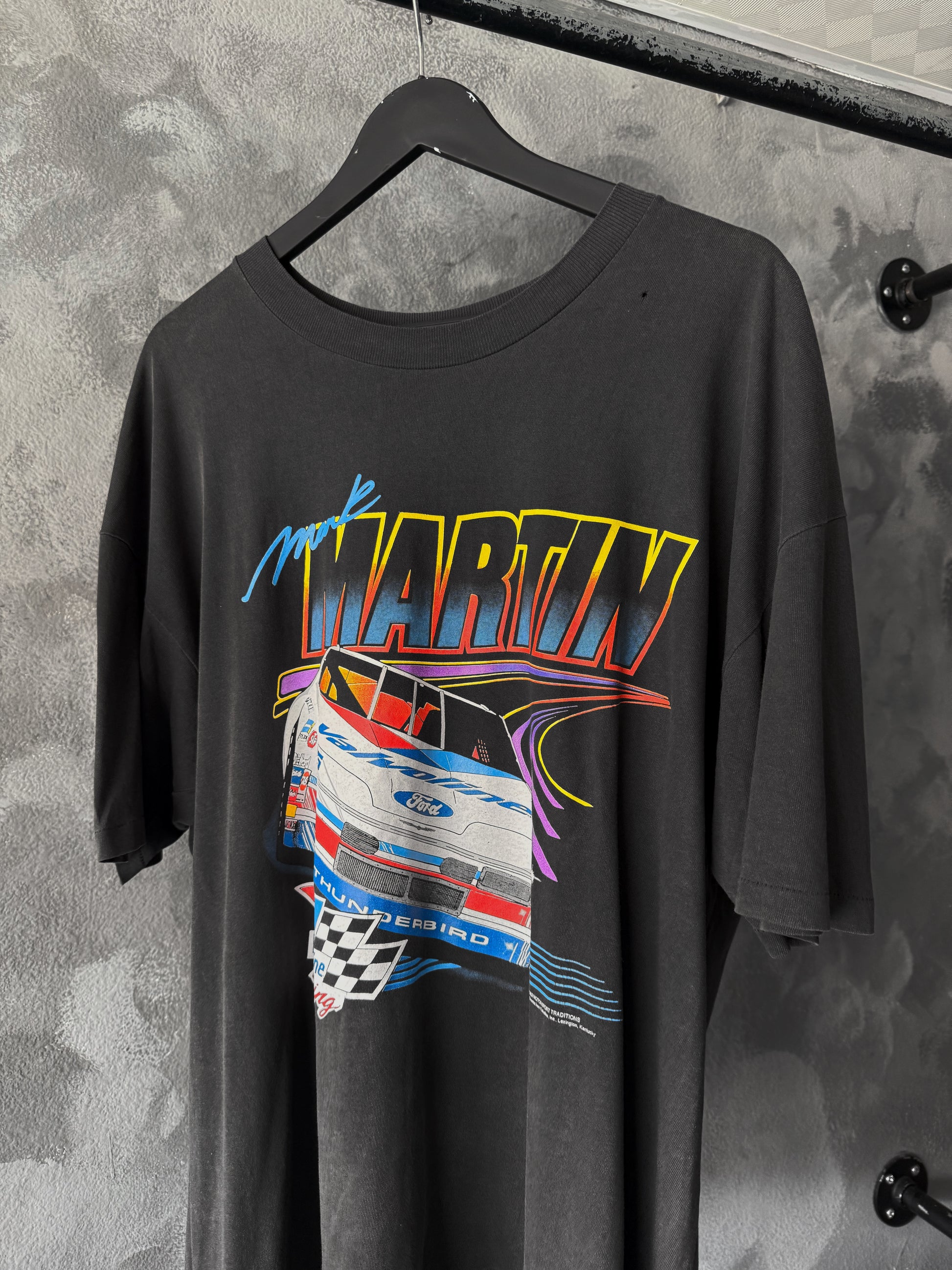 (XL) 90’S VINTAGE NASCAR MARK MARTIN FORD FADED TEE