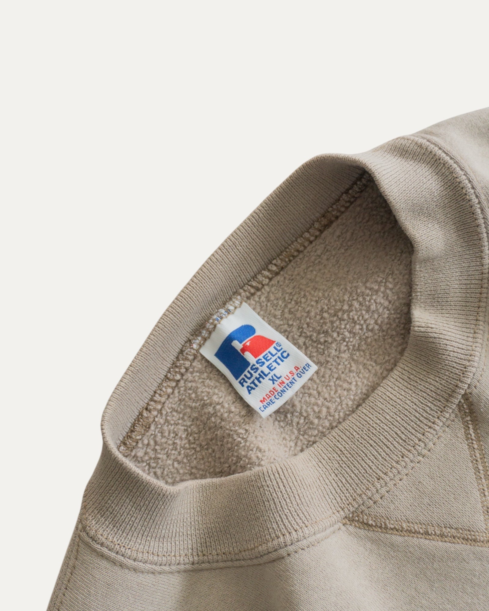 (BOXY L) 90’S VINTAGE RUSSELL CREWNECK
