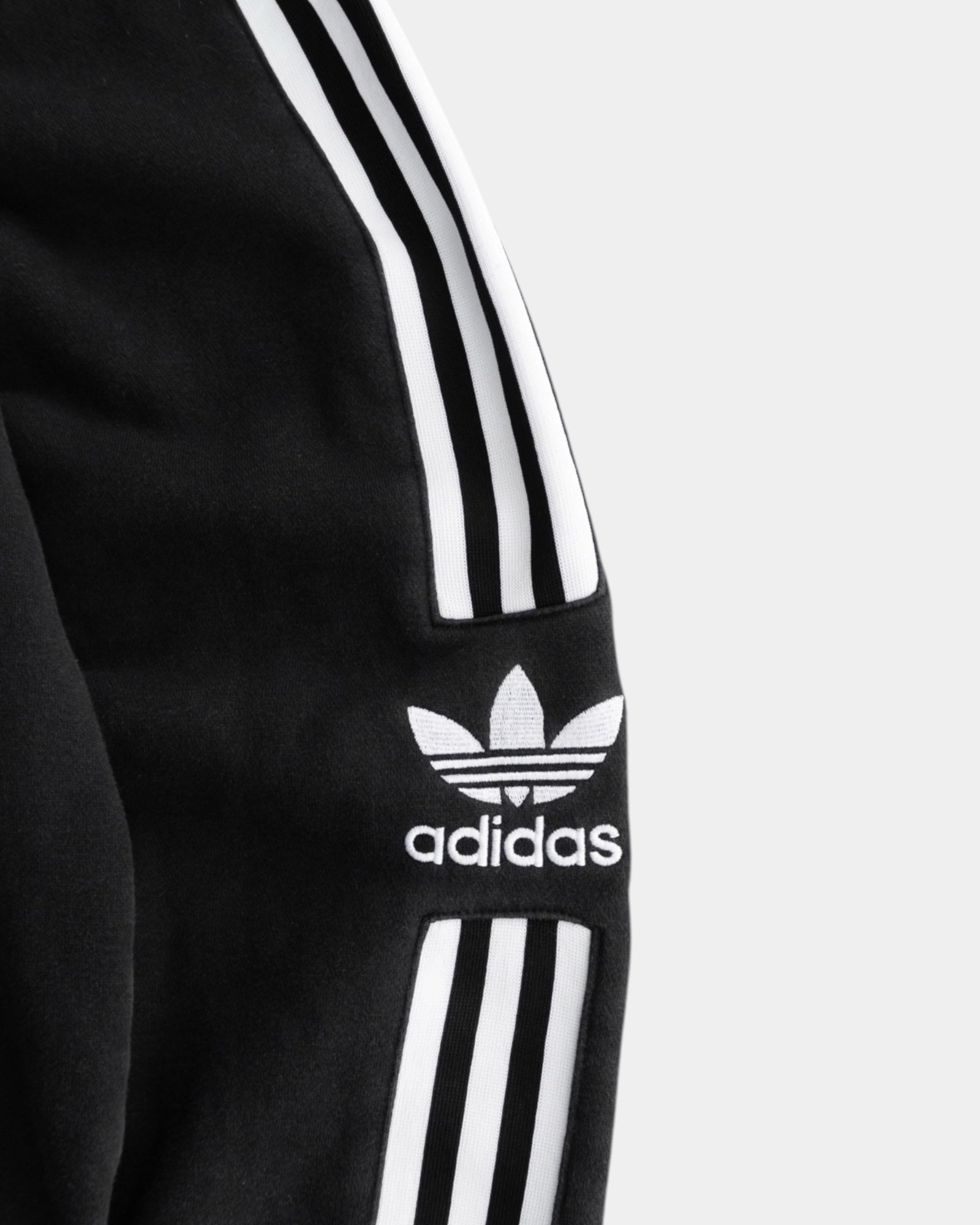 (M) ADIDAS THREEFOIL FADED HOODIE
