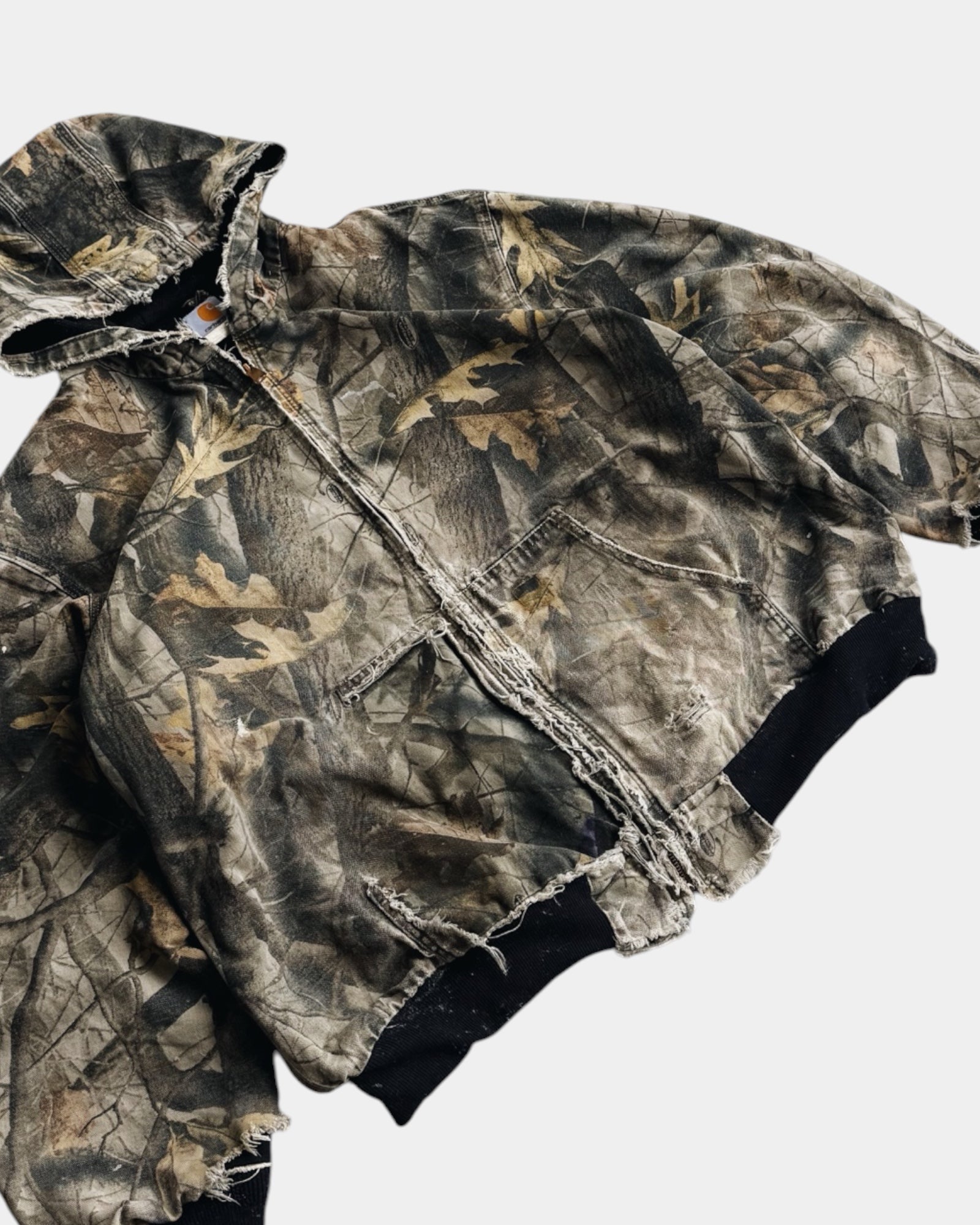 (XL) VINTAGE CARHARTT REALTREE DISTRESSED ACTIVE JACKET