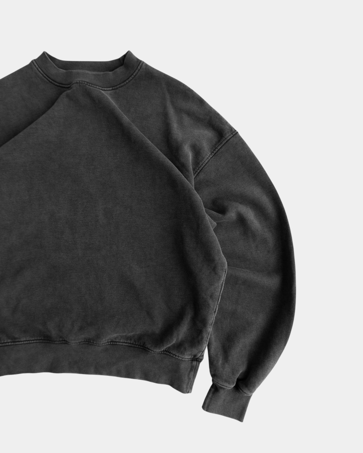 (M) GRAY SUN FADED BOXY CREWNECK