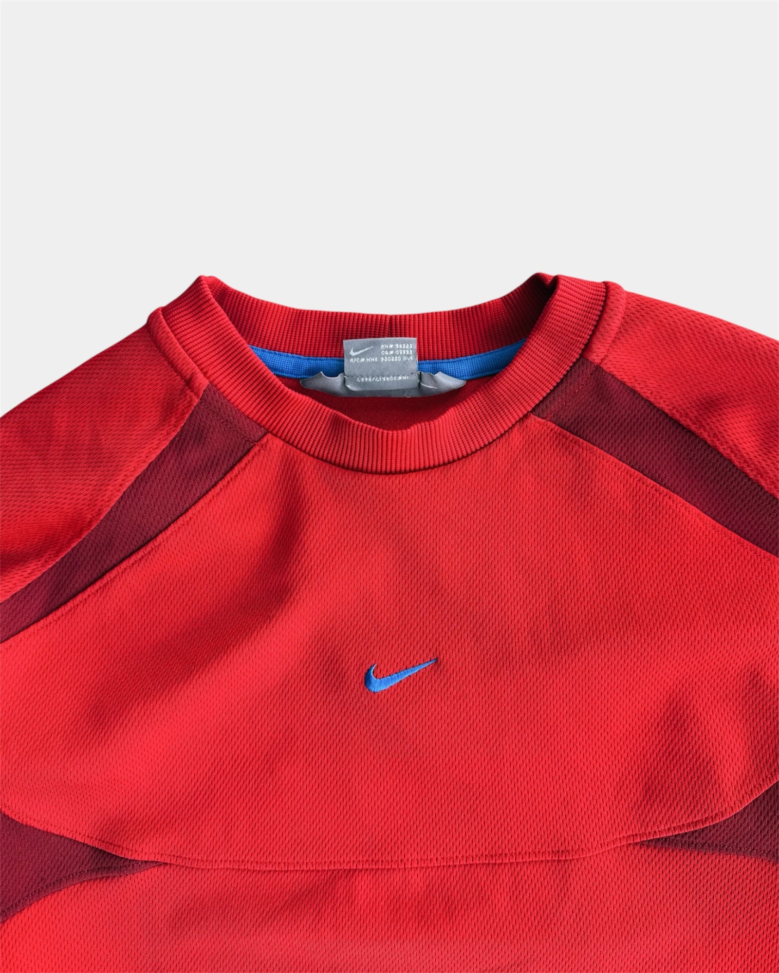 (L) 2000’S VINTAGE NIKE CENTER SWOOSH RETRO SPORT