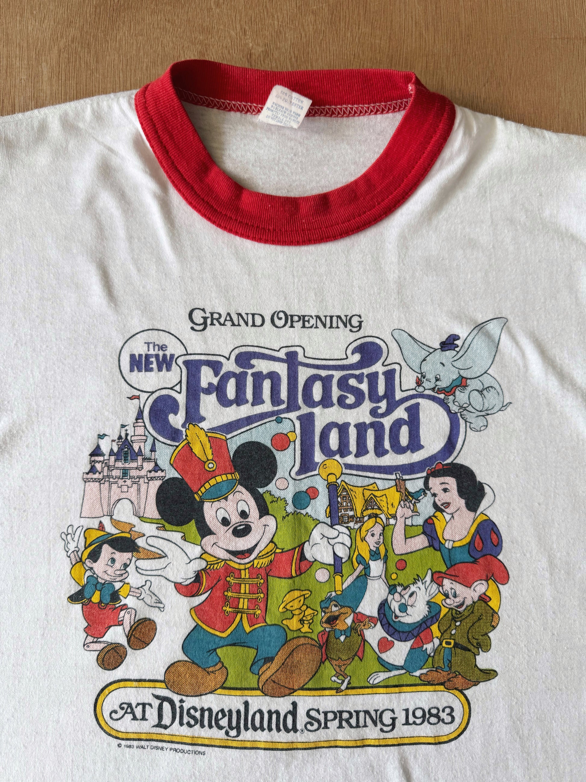 (S) 80’S VINTAGE DISNEYLAND FANTASYLAND GRAND OPENING RINGER TEE