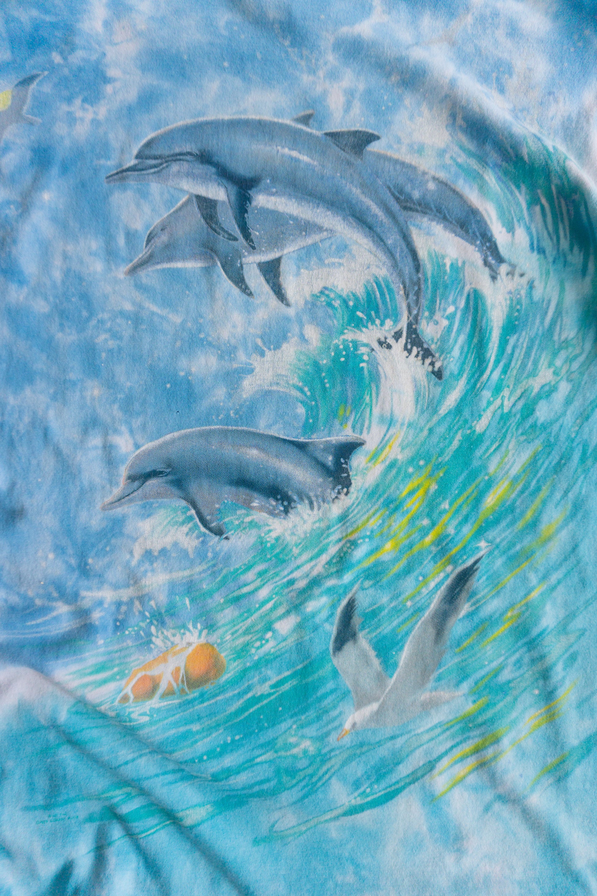 (XL) VINTAGE LIQUID BLUE DOLPHIN AOP OCEAN TEE