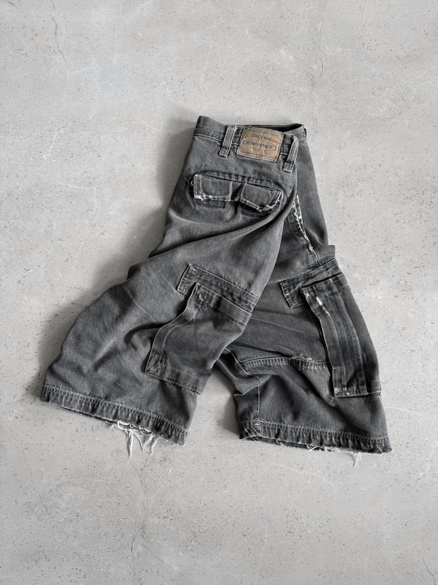 VINTAGE SIDEOUT AMAZING FADED CARGO JORTS - 30