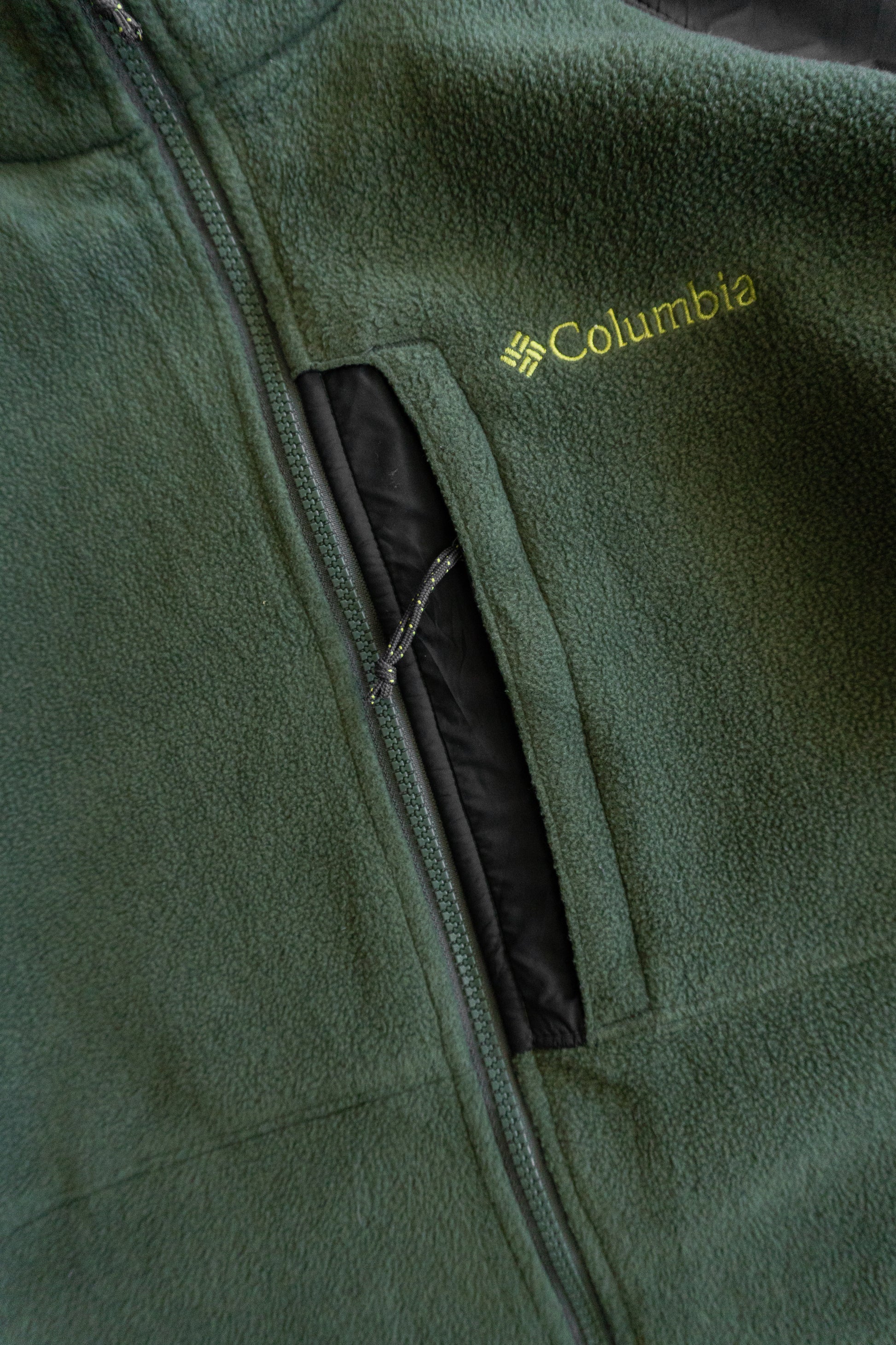 (FIT L) COLUMBIA FLEECE JACKET