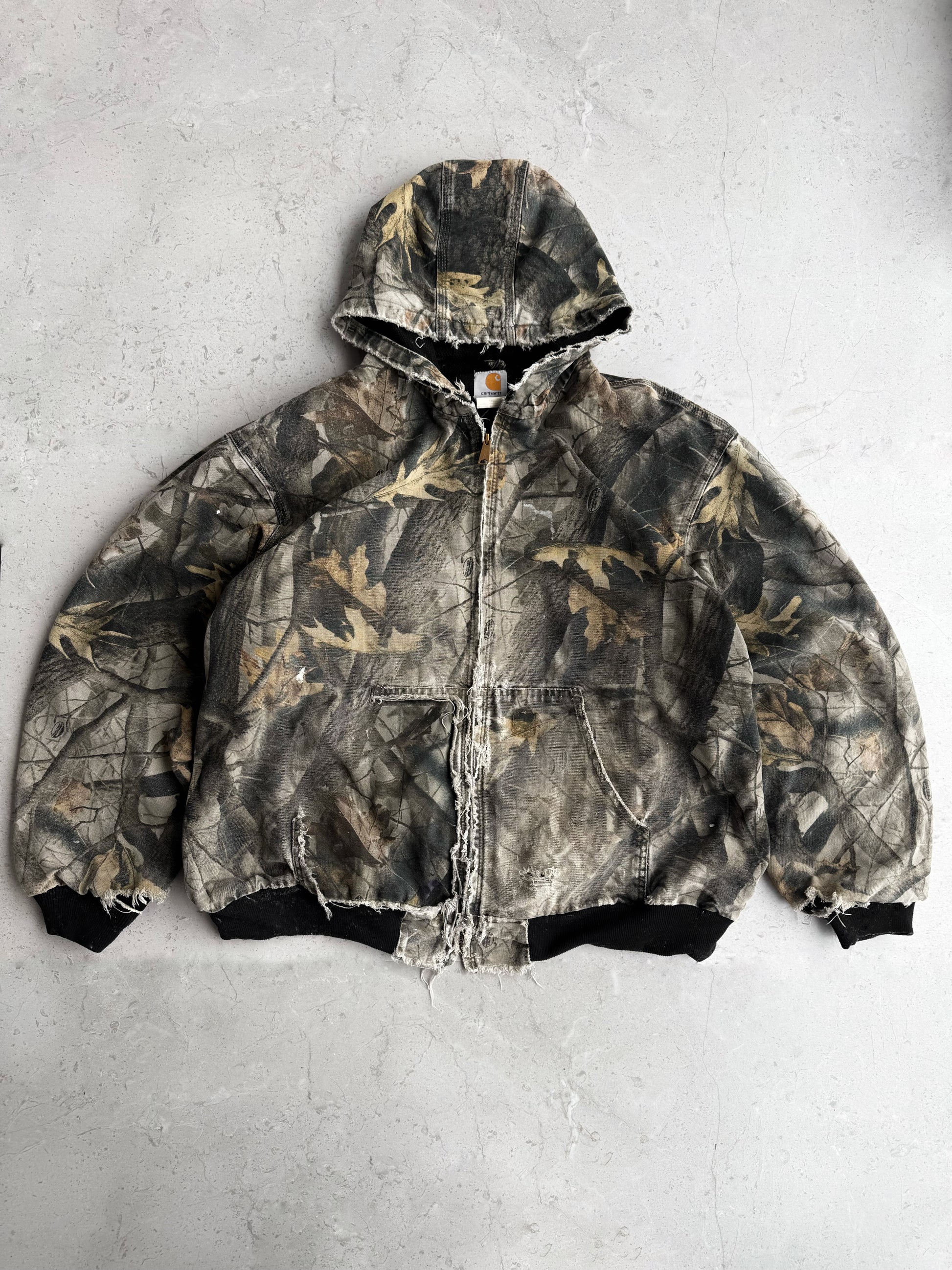 (XL) VINTAGE CARHARTT REALTREE DISTRESSED ACTIVE JACKET