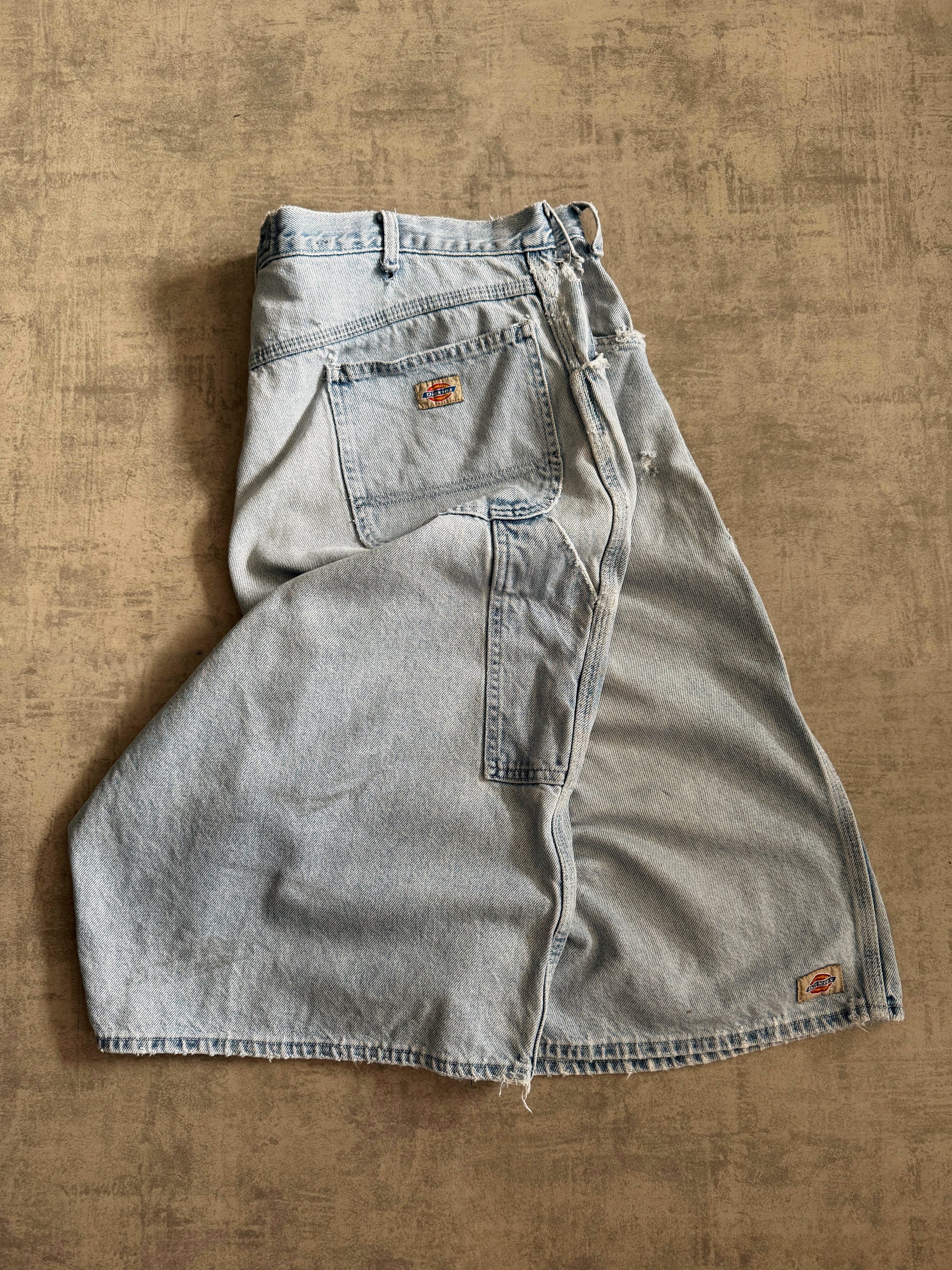 90’S VINTAGE DICKIES DENIM CARPENTER JORT - 38