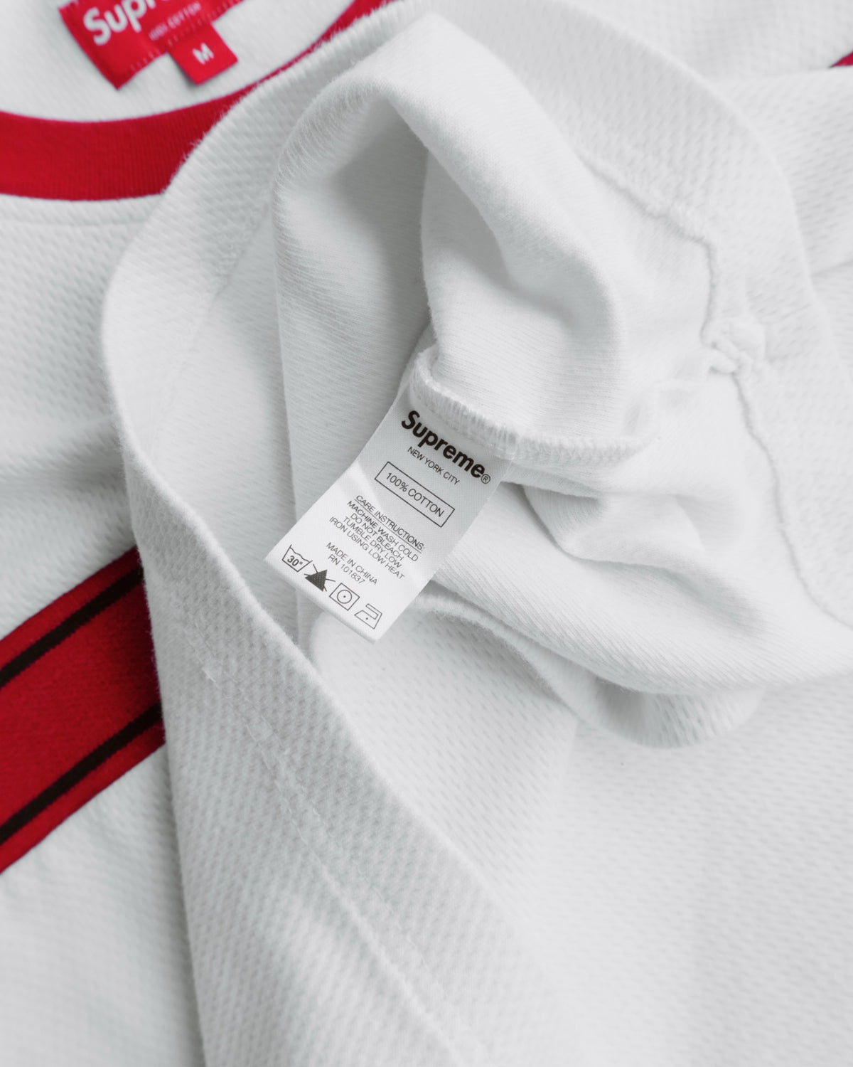 (L) SUPREME CHEST STRIPE TEE