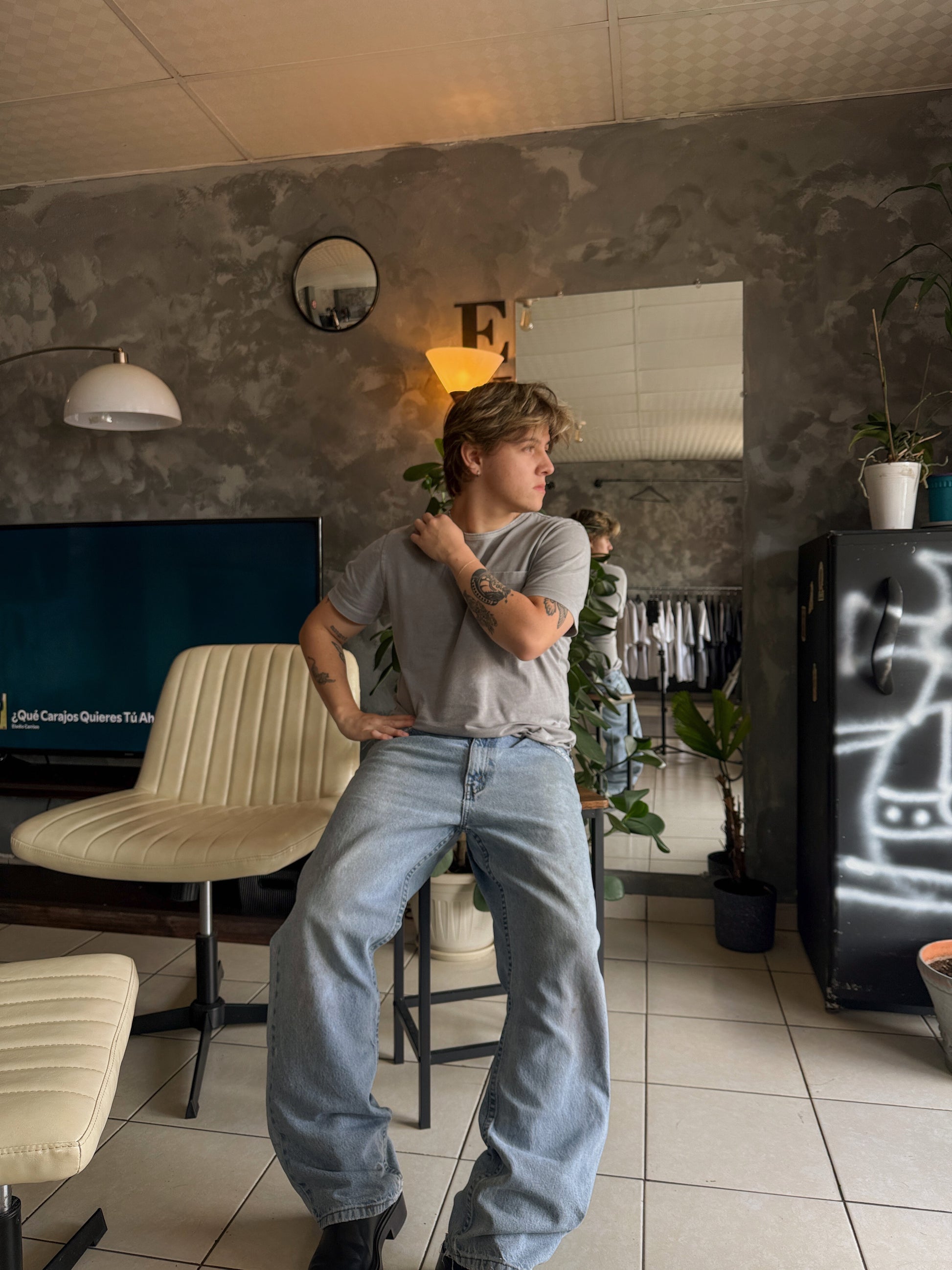 VINTAGE LEVIS STRAUSS WASHED DENIM PANTS - 36x30