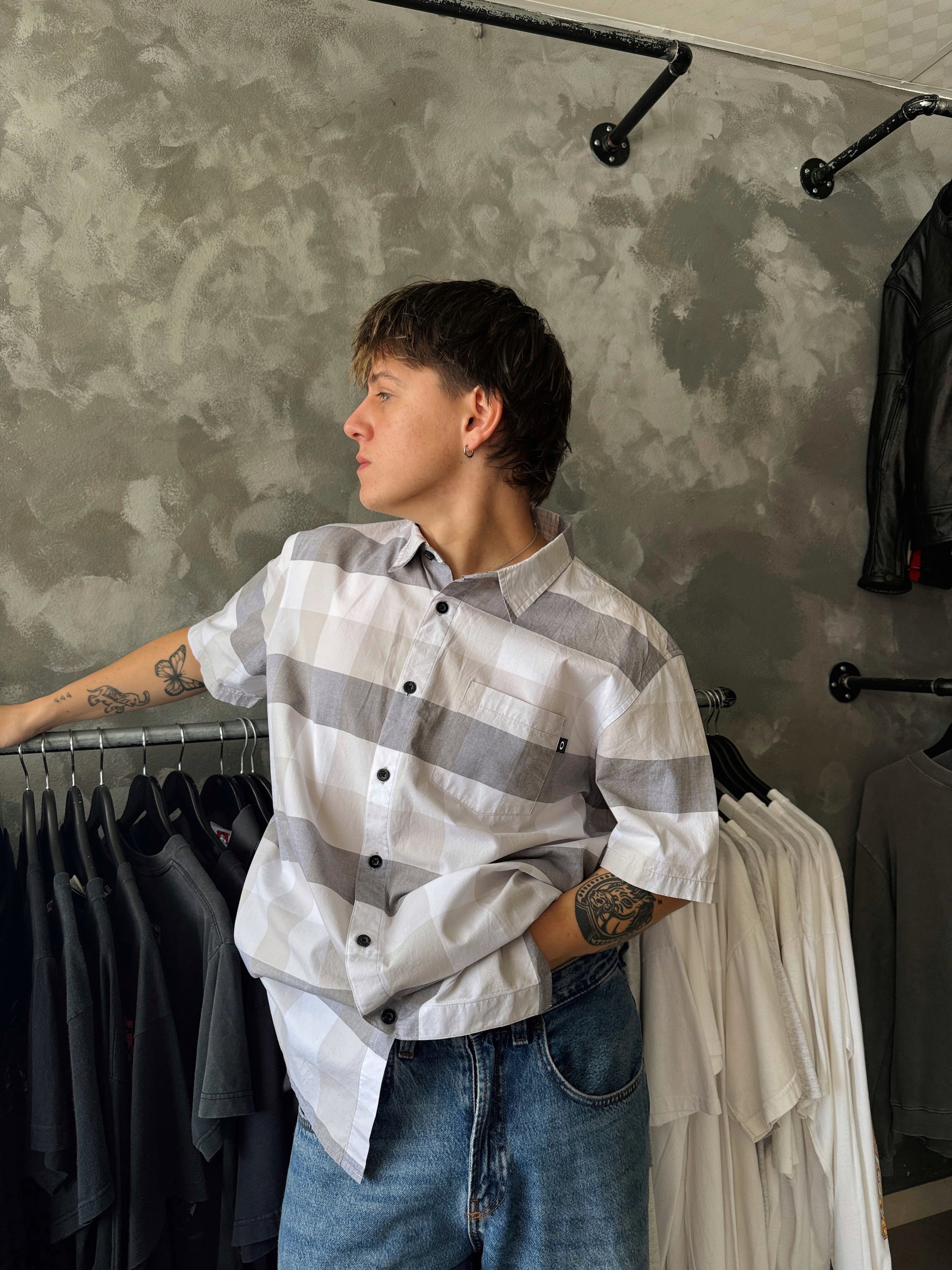 (L) OAKLEY SURF SHIRT