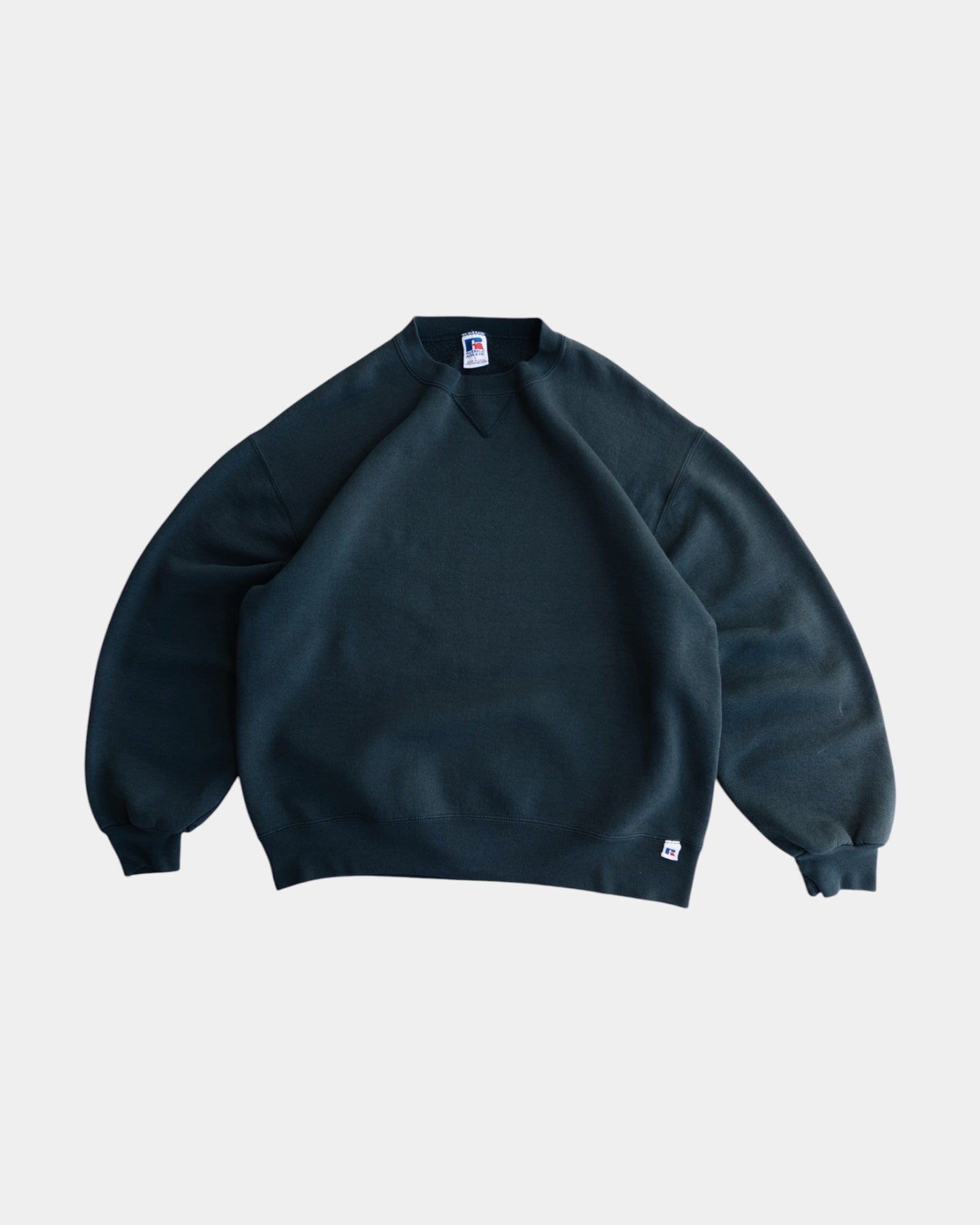 (L) 90’S VINTAGE RUSSELL MADE IN USA DARK SPRUCE CREWNECK