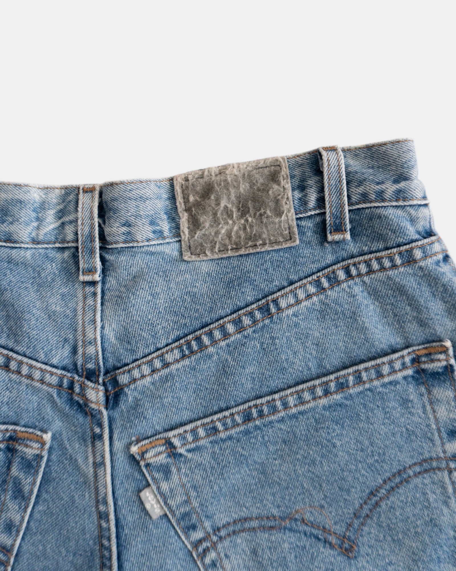 VINTAGE LEVIS TAB SILVER SHORT - 32