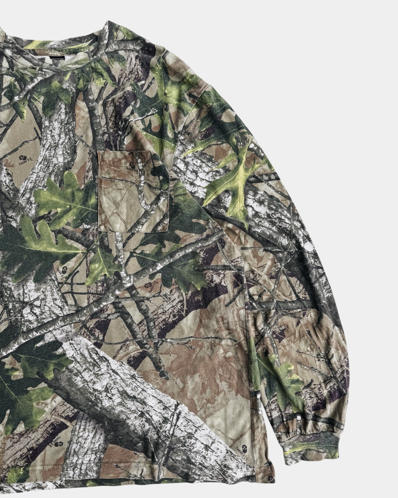 (L) REALTREE OUTFITTERS CAMO LONG SLEEVE