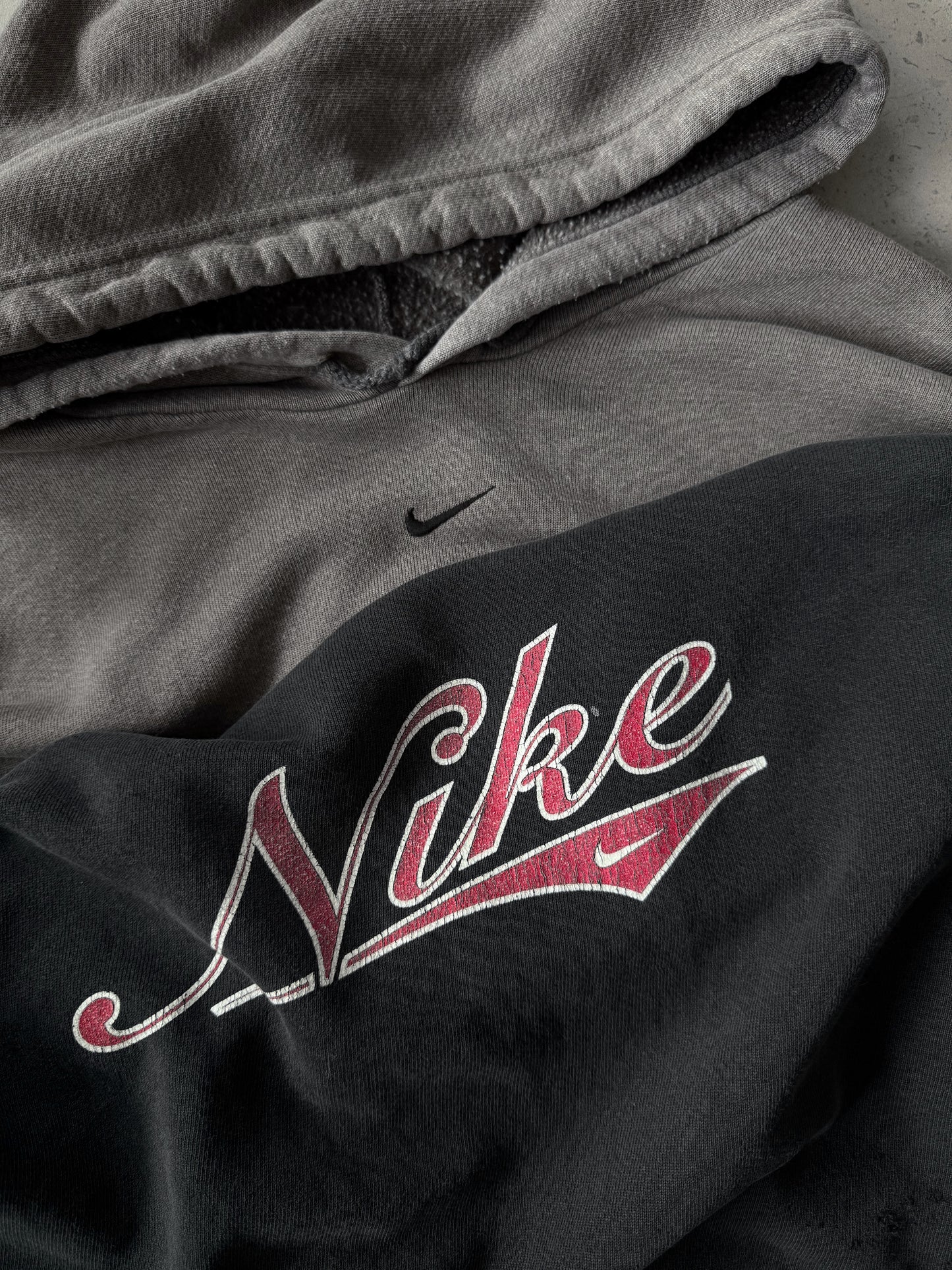 (BOXY XL) 1990’S VINTAGE NIKE CENTER SWOOSH FADED HOODIE