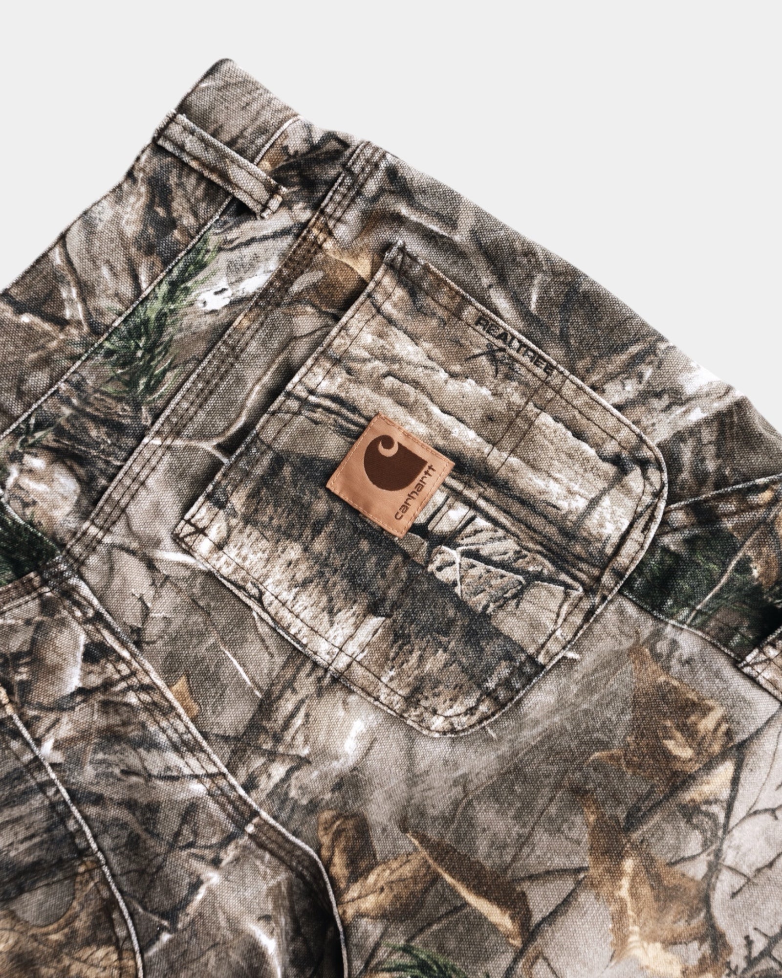 VINTAGE CARHARTT REALTREE CAMO PANTS