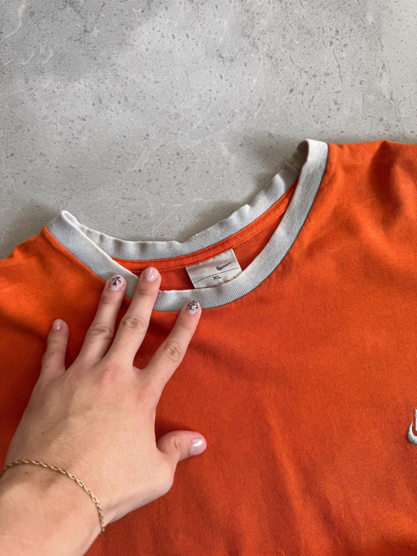 (L-XL) 2000’S VINTAGE NIKE ORANGE TEE