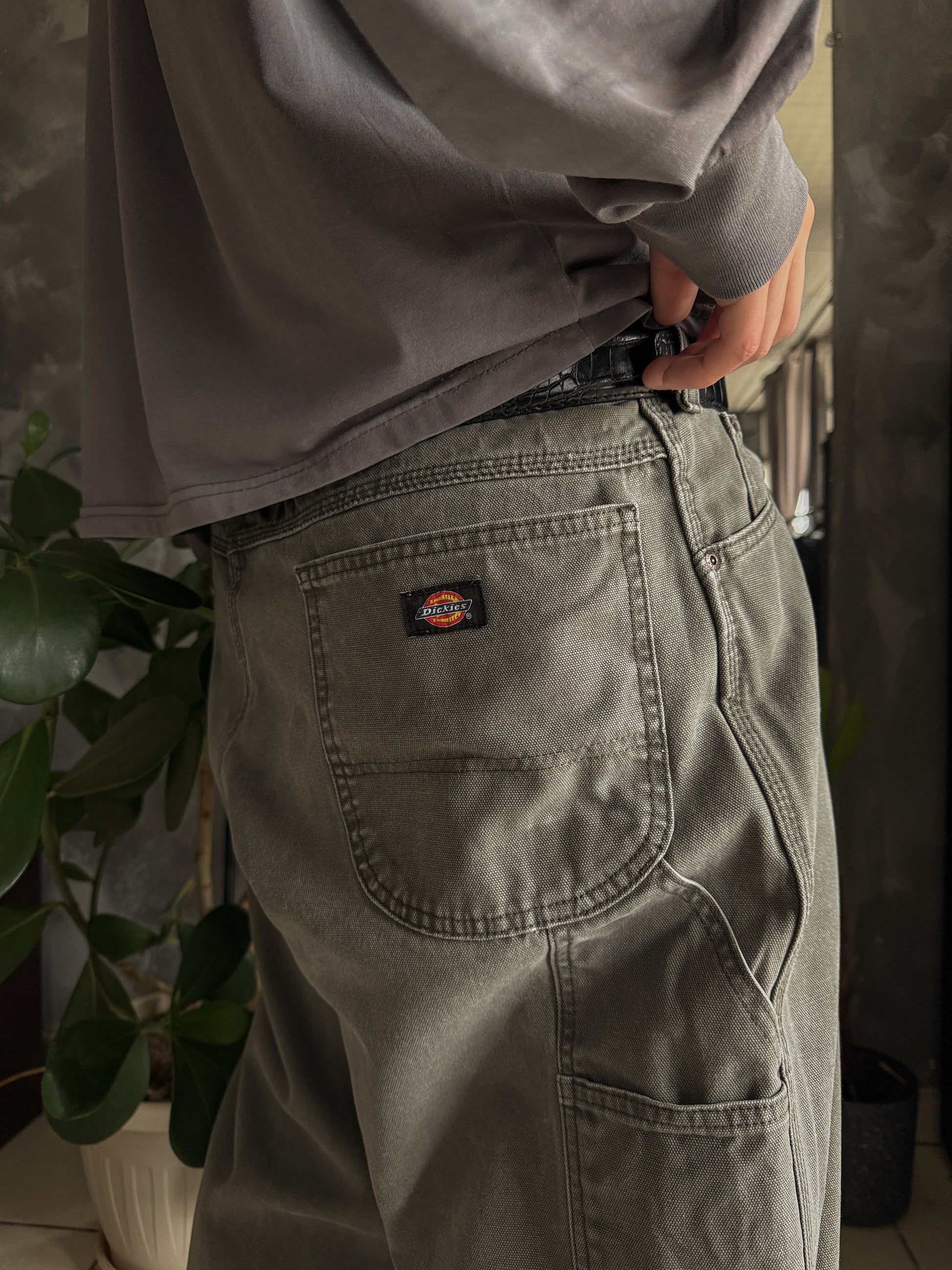 VINTAGE DICKIES OLIVE GREEN CARPENTER PANTS - 38x32