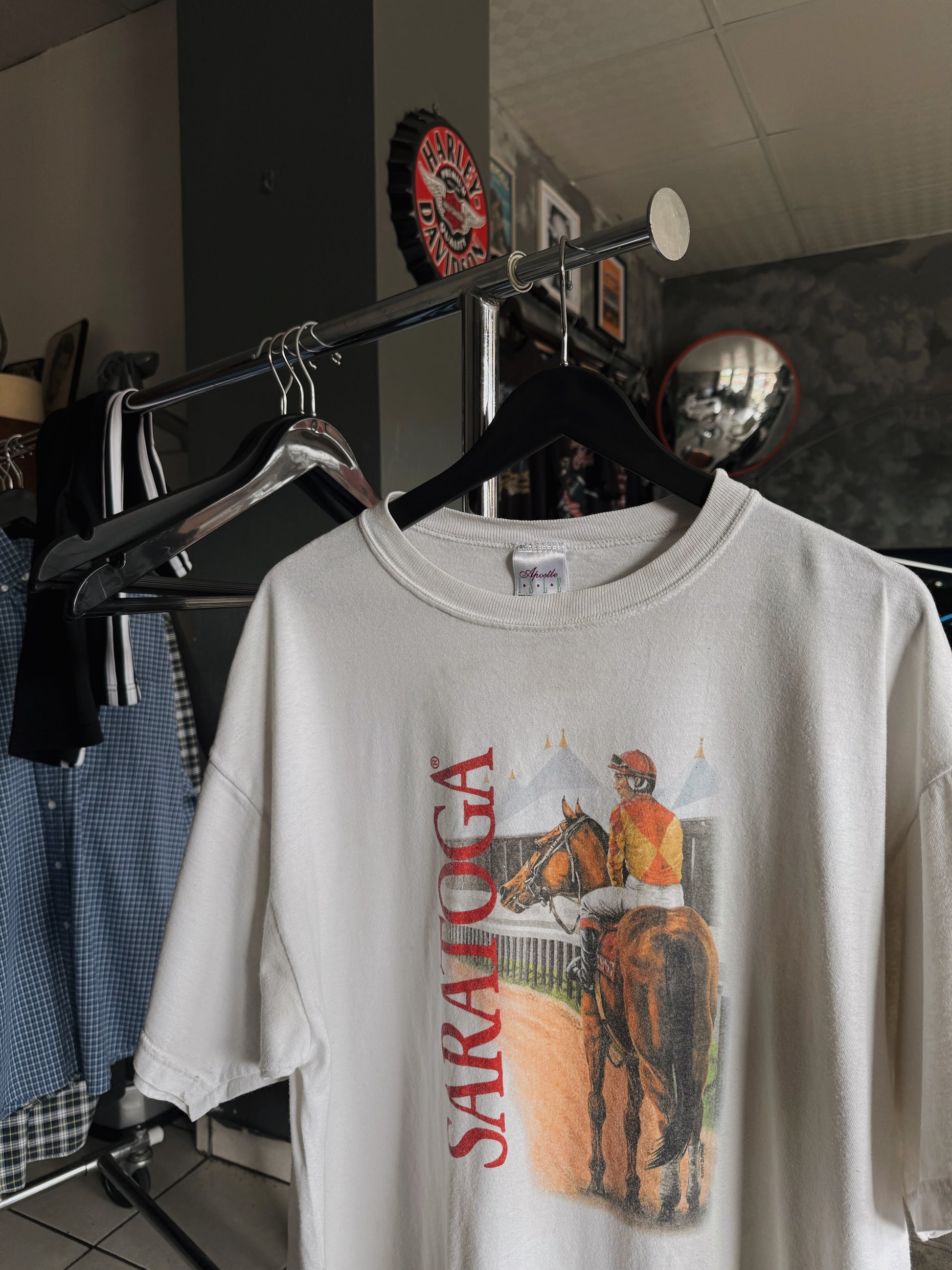 (XL) VINTAGE SARATOGA HORSE TEE