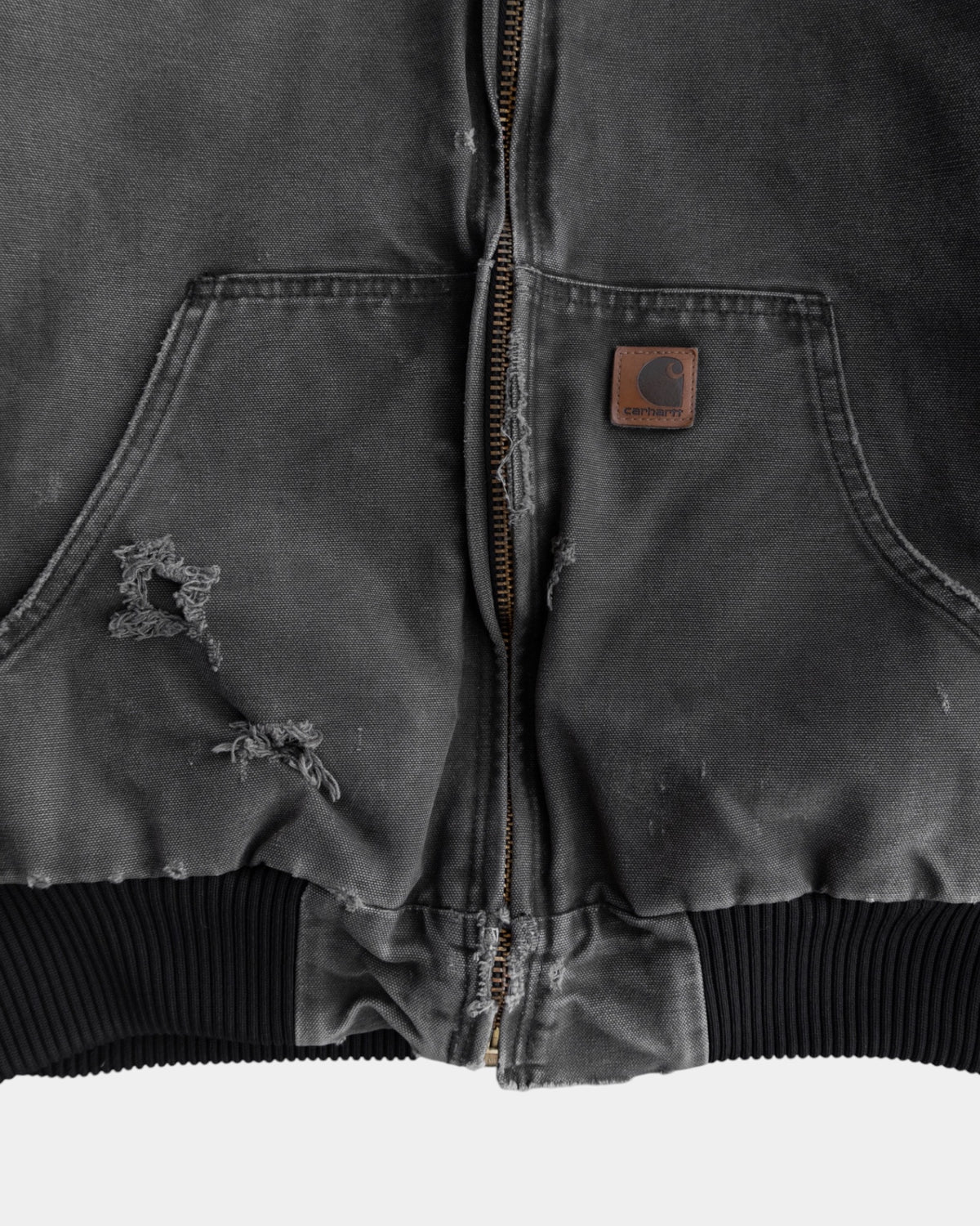 (L) VINTAGE CARHARTT DISTRESSED AND FADED JACKET