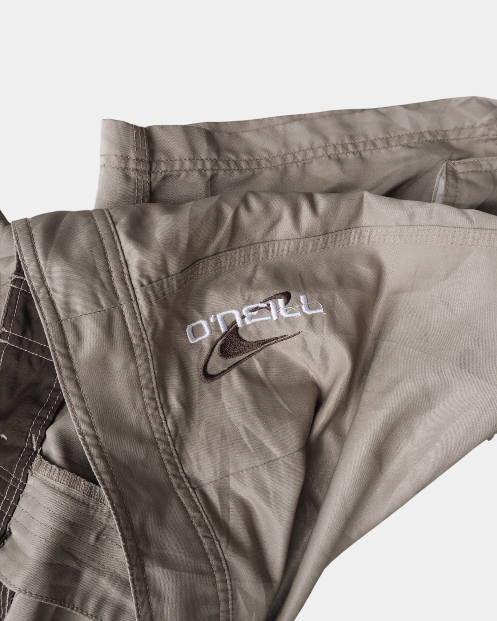VINTAGE O’NEILL SURF SHORT - 32