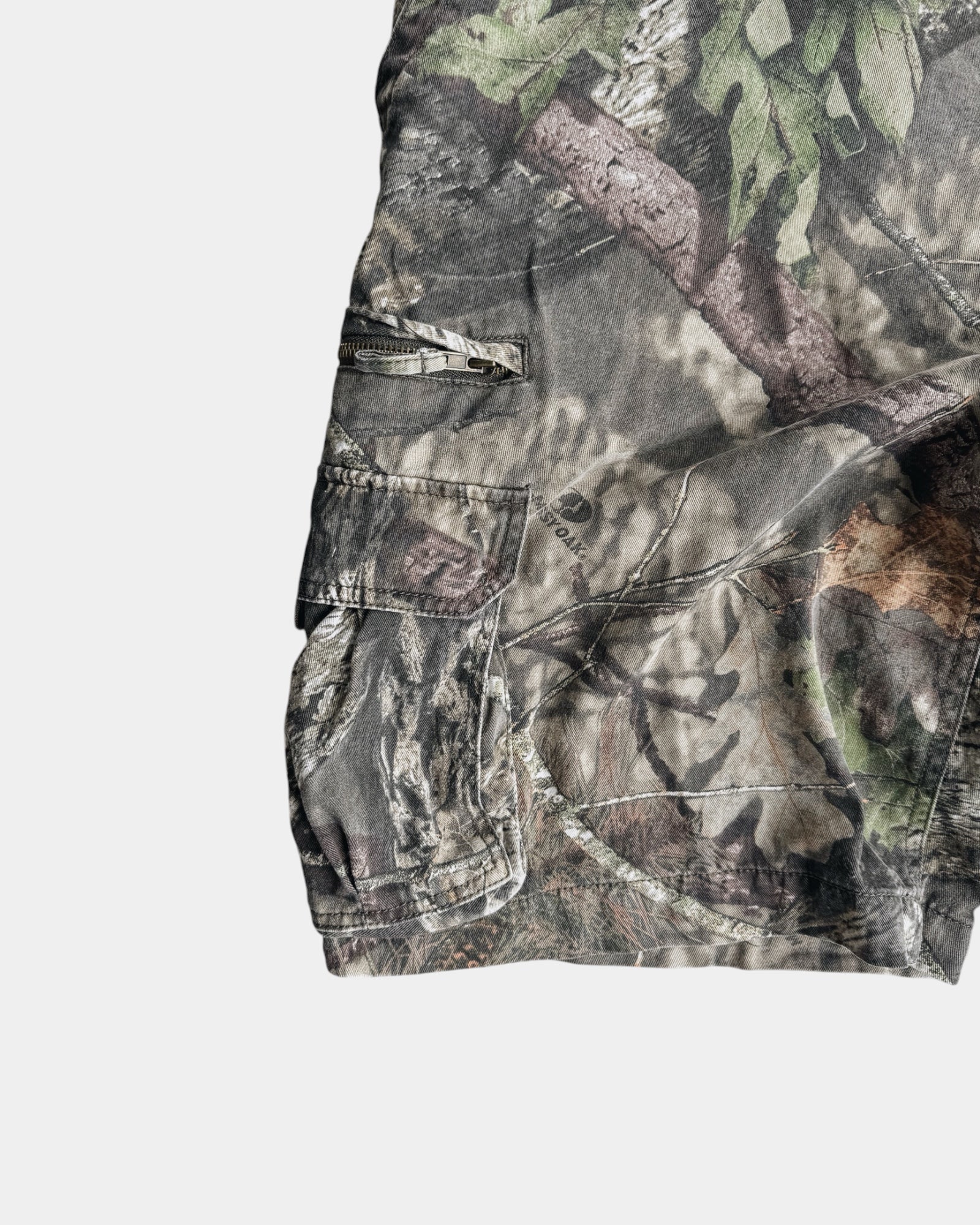 VINTAGE REALTREE CAMO SHORT - 40