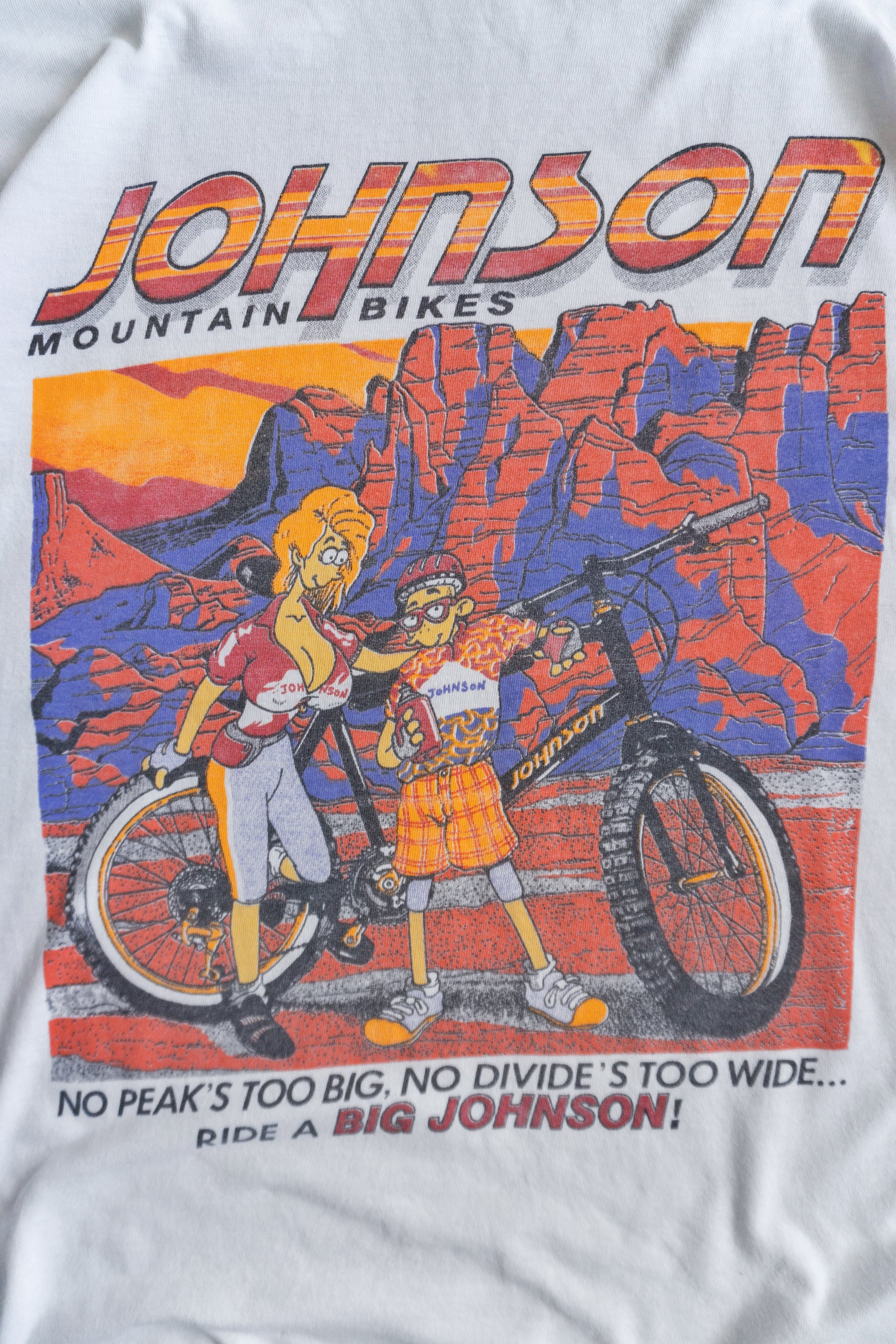 (XL) 90’S VINTAGE MOUNTAIN BIKES BIG JOHNSON TEE