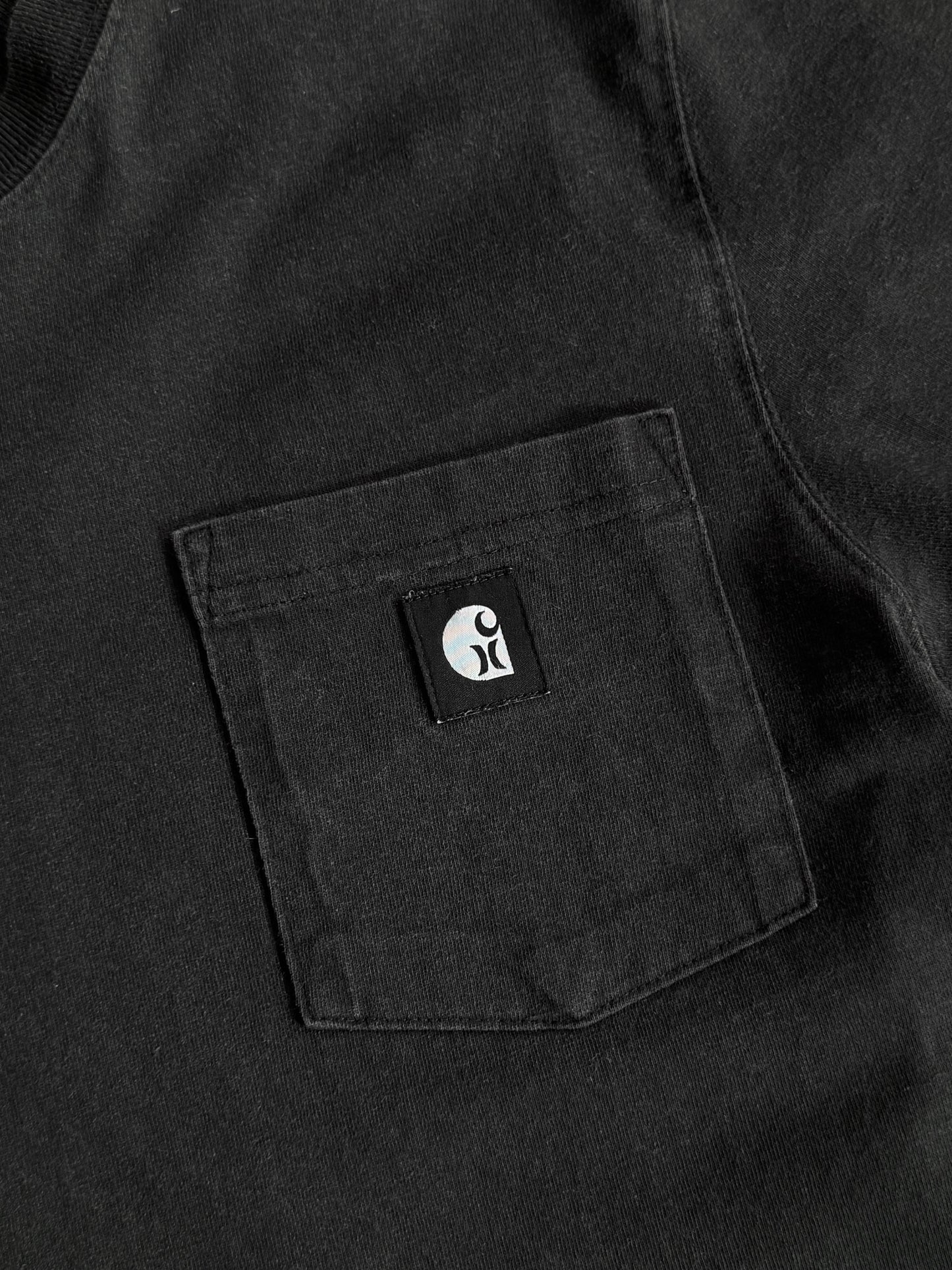 (S) Carhartt x Hurley Black Pocket Tee