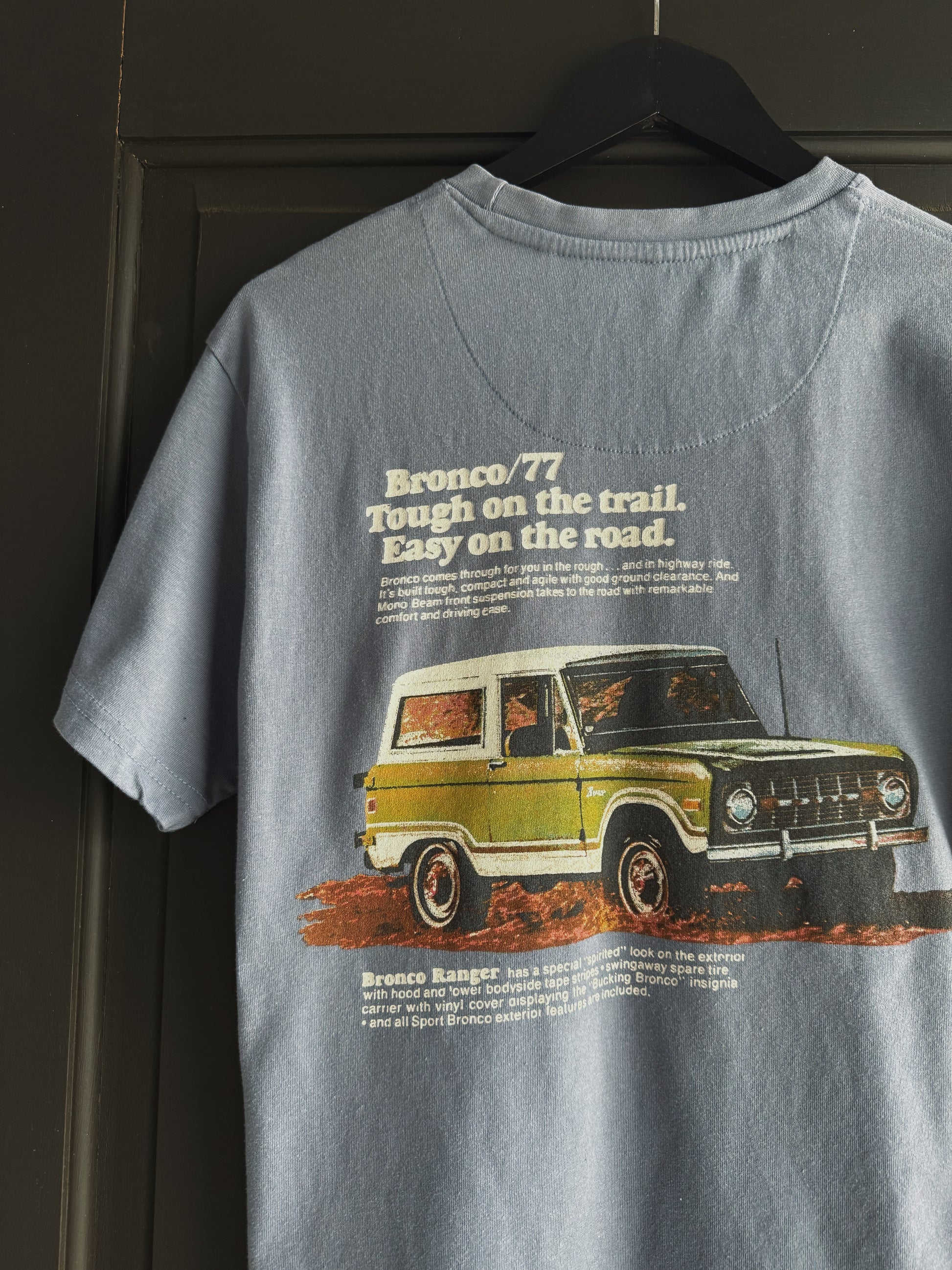 (S/M) BRONCO RETRO TEE