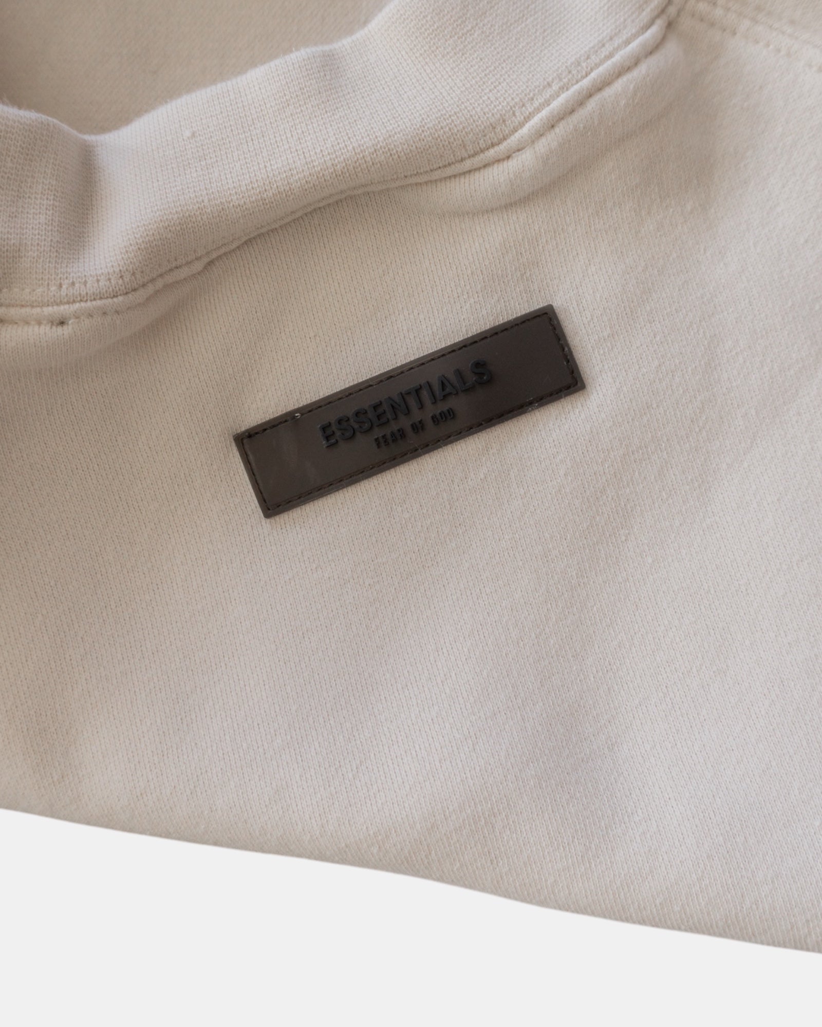 (BOXY M) ESSENTIALS CREWNECK