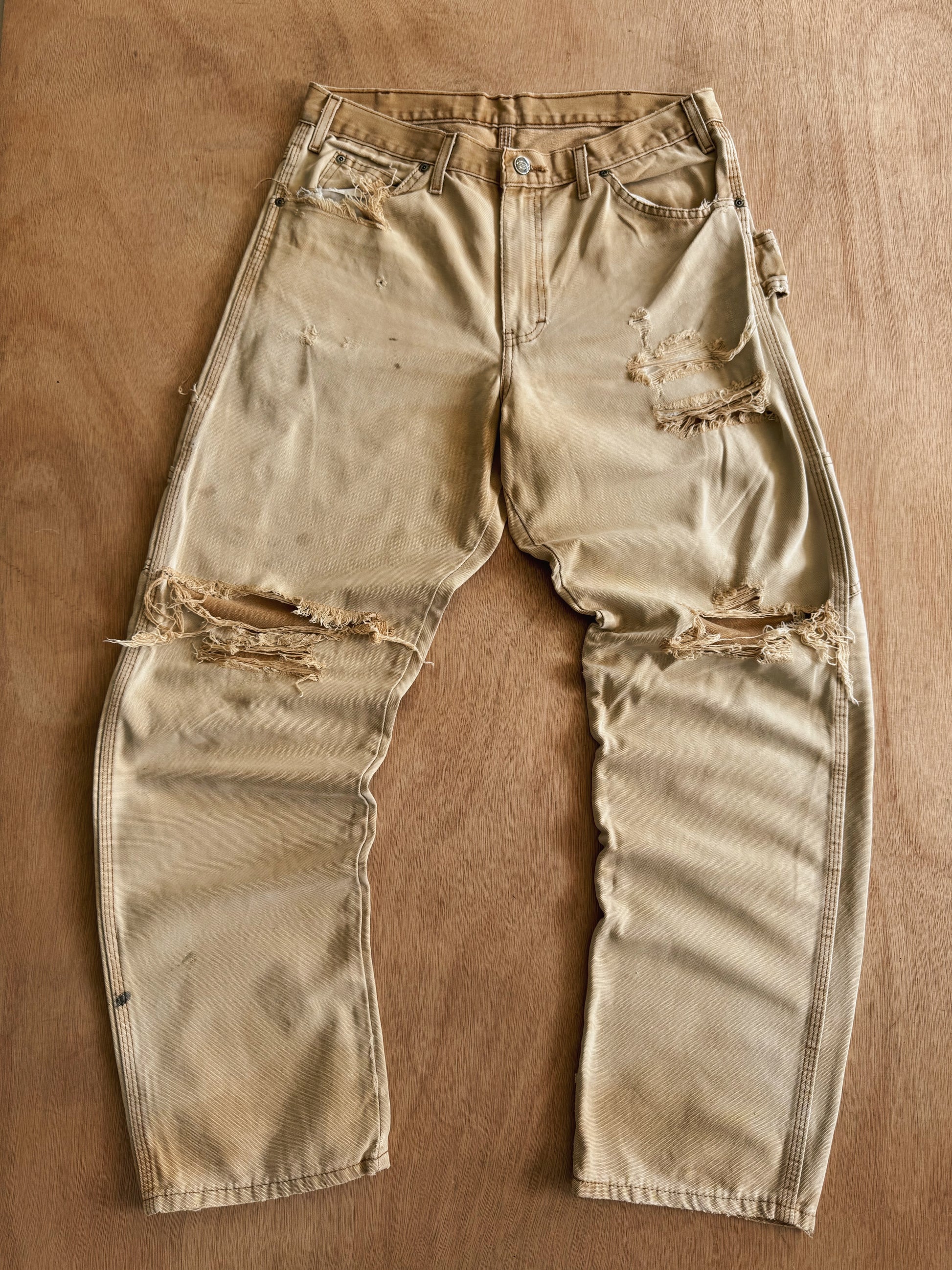 VINTAGE DICKIES DISTRESSED PANTS - 32x32
