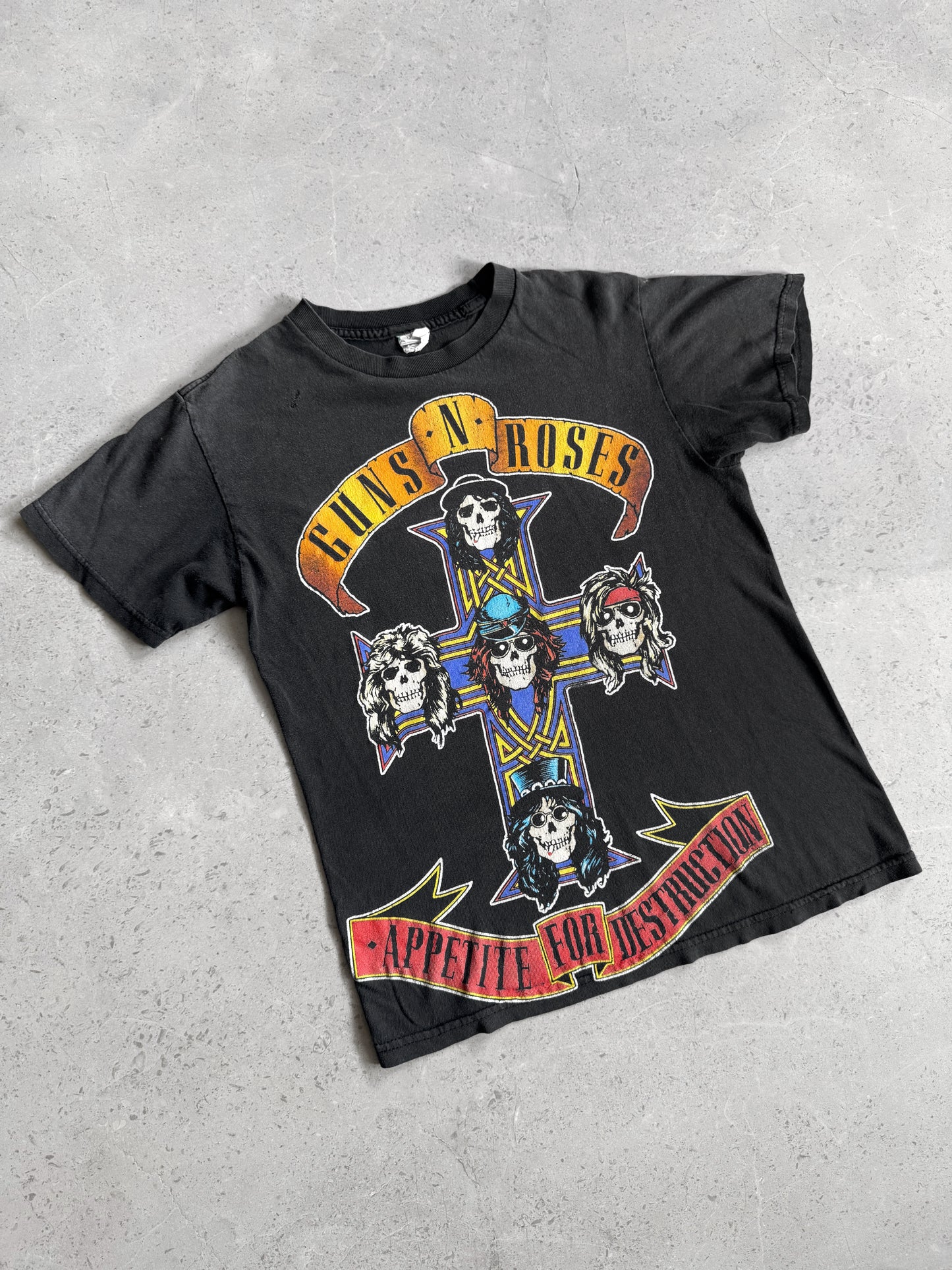 (S) VINTAGE GUNS AND ROSES BAND ROCK TEE