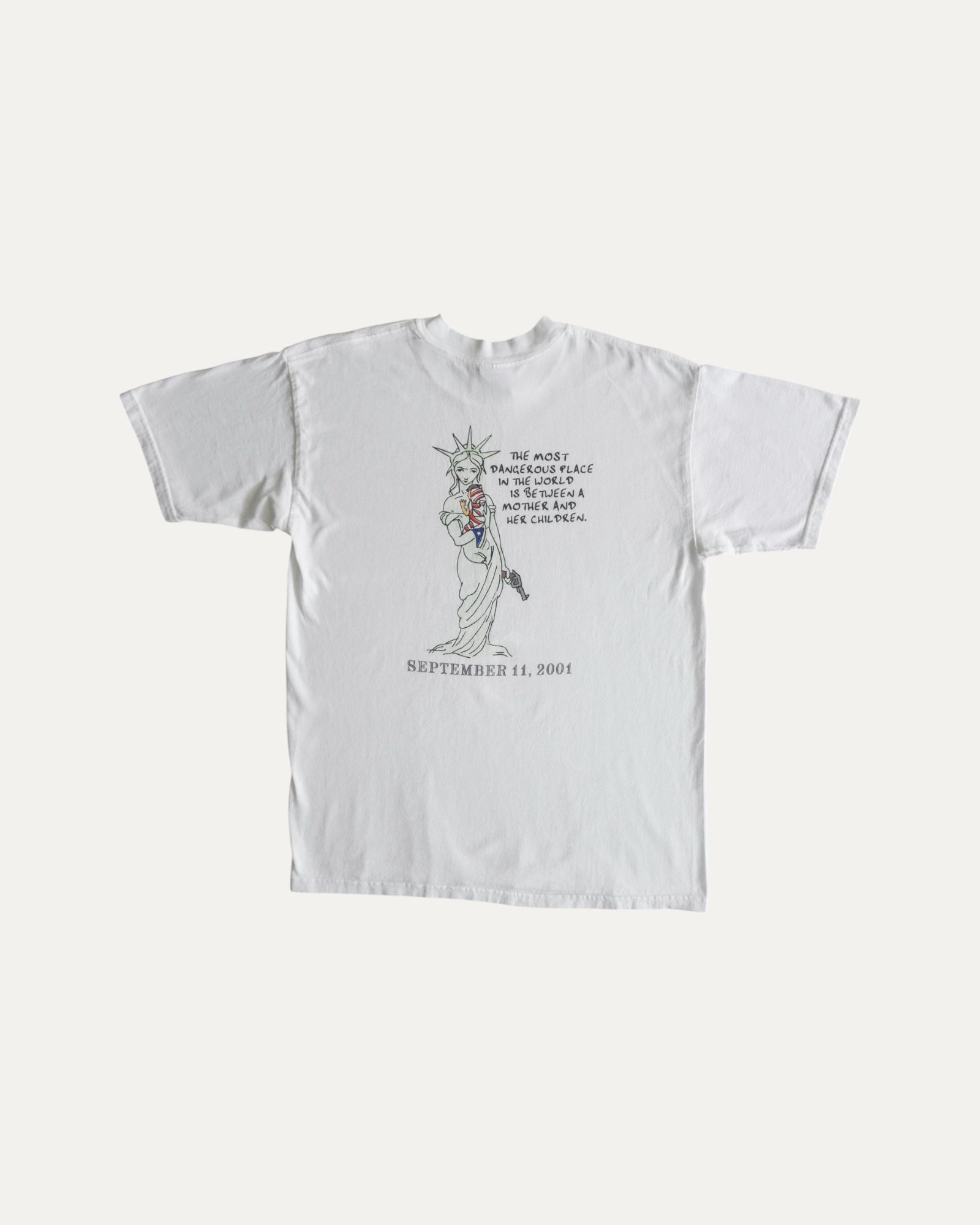 (L) 00’S VINTAGE 9/11 MEMORIAL TEE