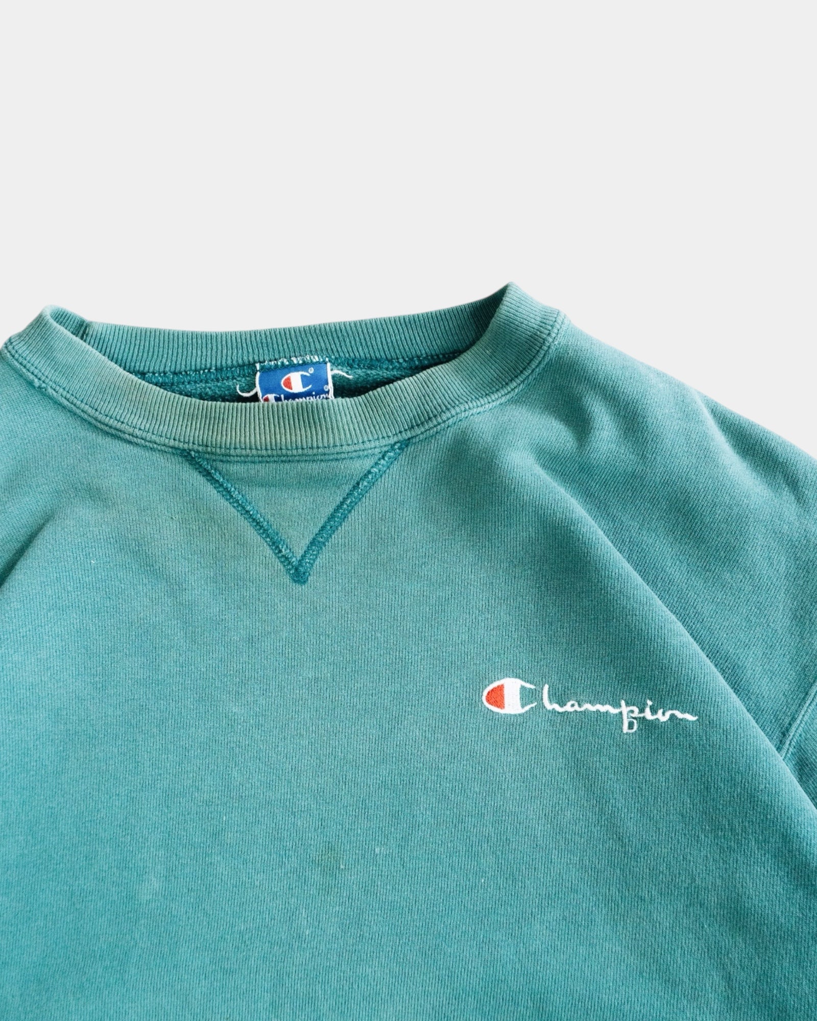 (BOXY M) 90’S CHAMPION MINT FADED CREWNECK