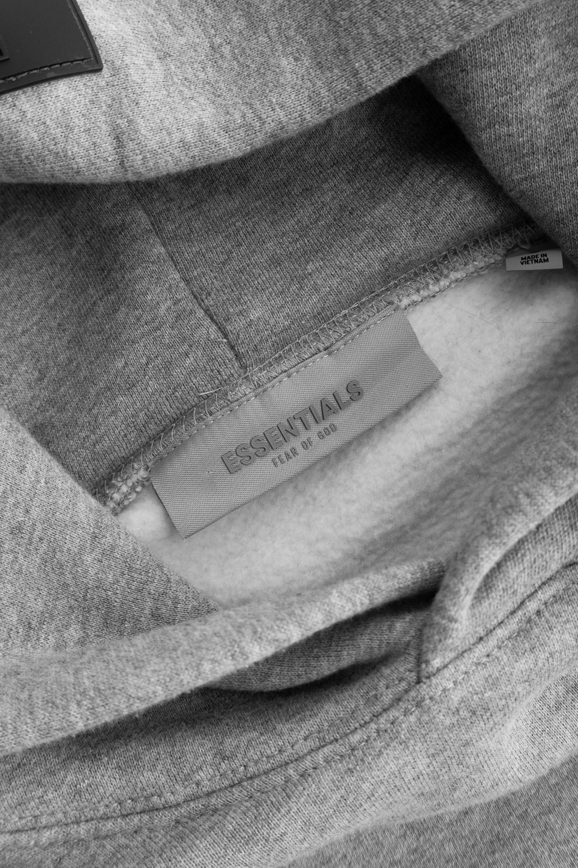 (S/M) ESSENTIALS FEAR OF GOD HOODIE