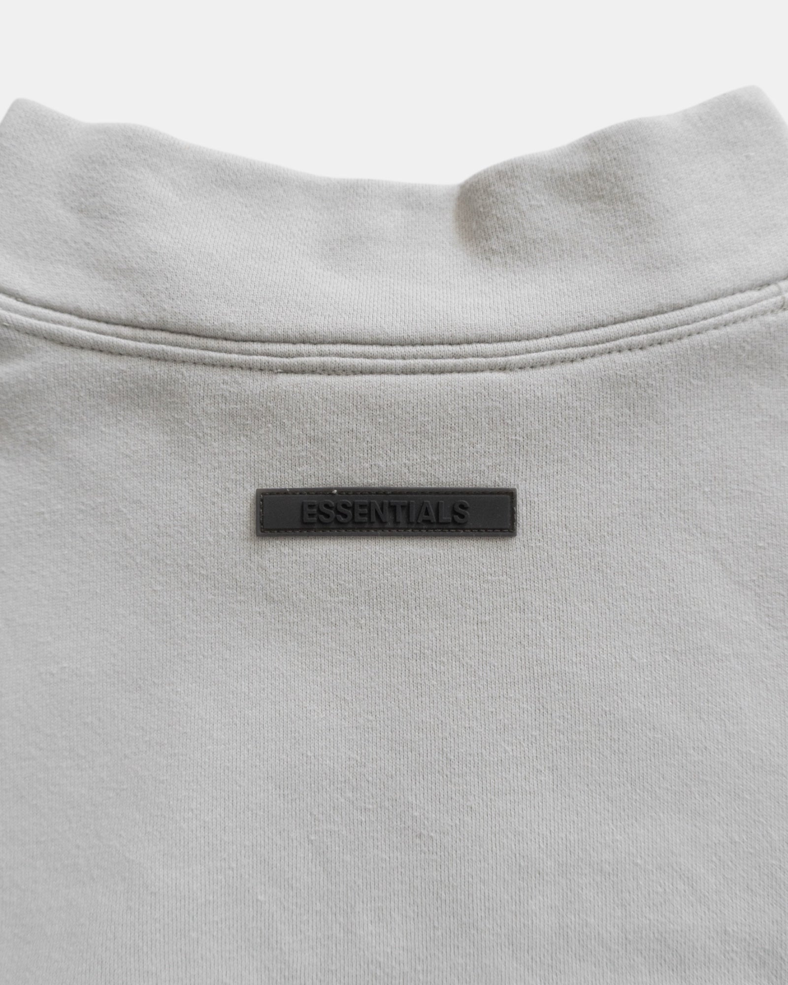 (BOXY M/L) ESSENTIALS CREWNECK