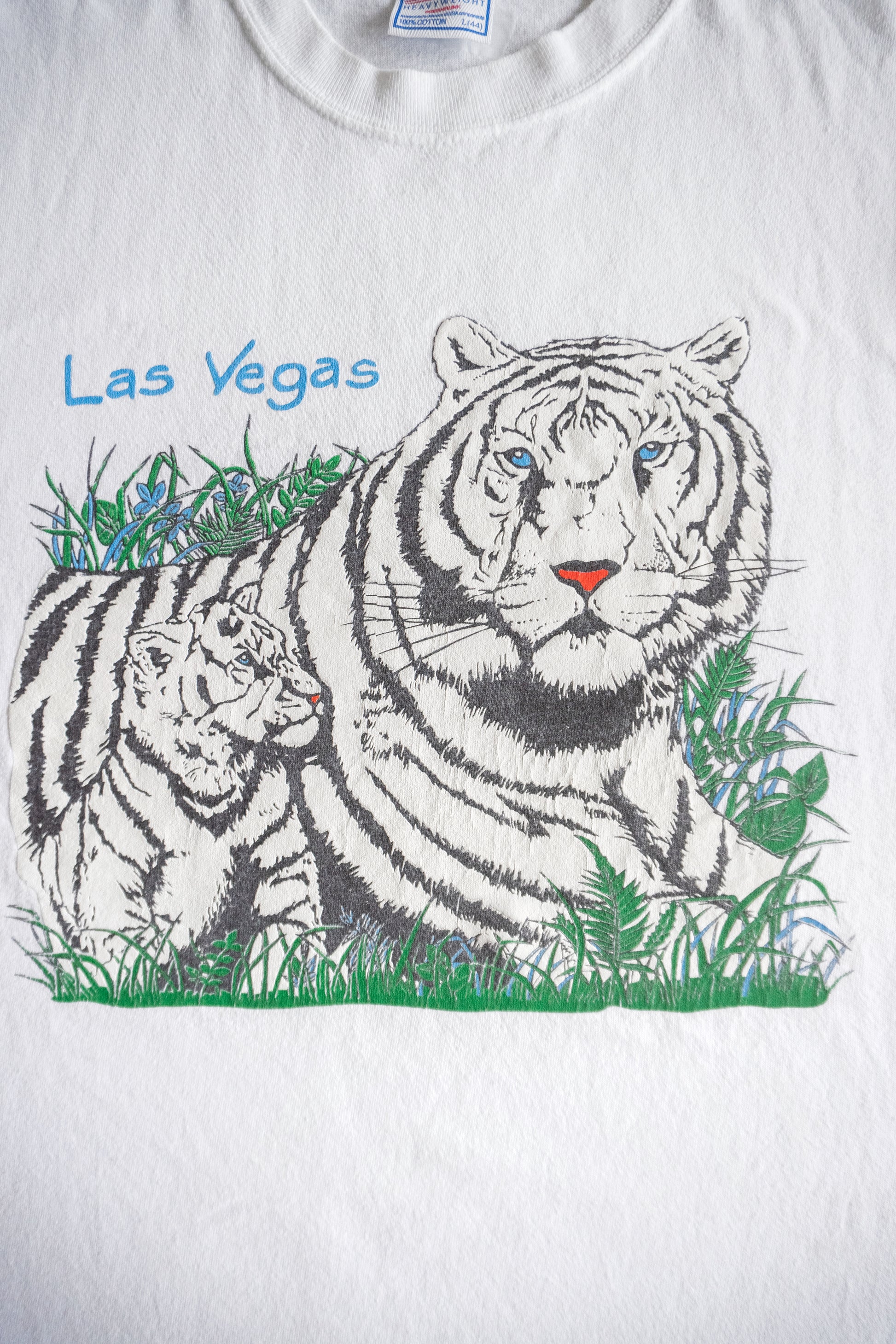 (L) 90’S VINTAGE LAS VEGAS WHITE TIGER BLUE EYES ANIMAL ART TEE