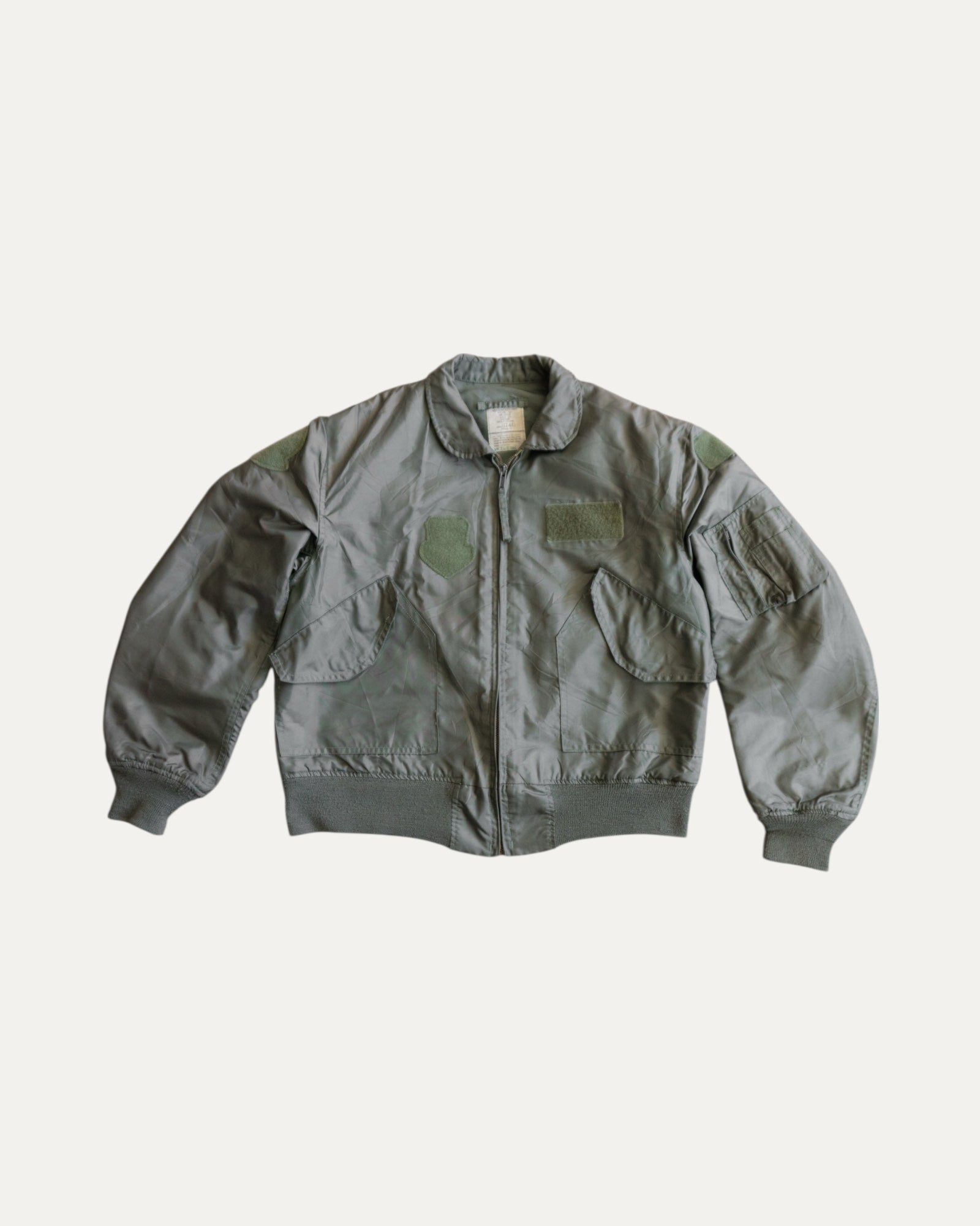 (L) 1980’S VINTAGE USAF CWU-45/P FLIGHT JACKET