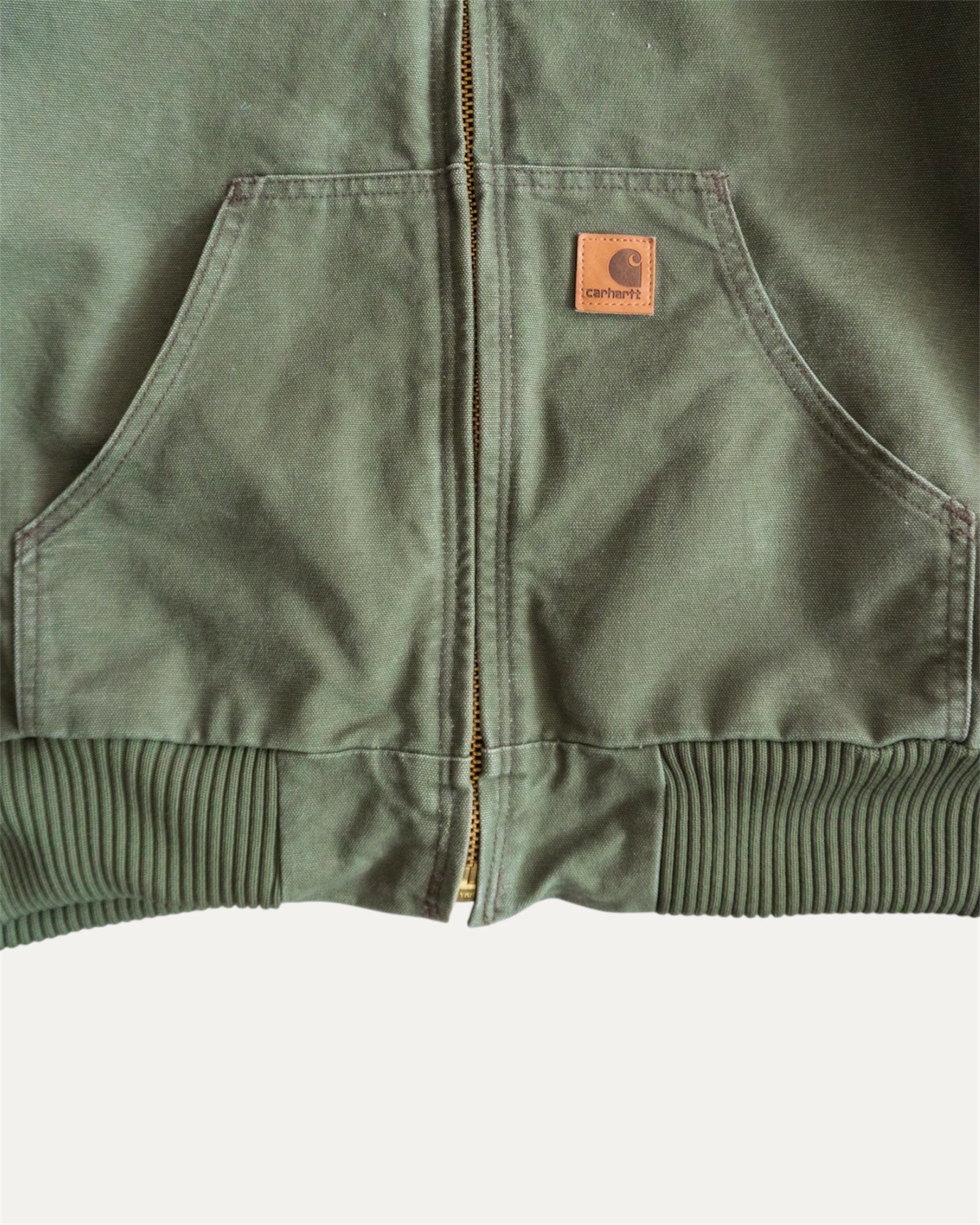 (M) VINTAGE CARHARTT OLIVE GREEN ACTIVE JACKET