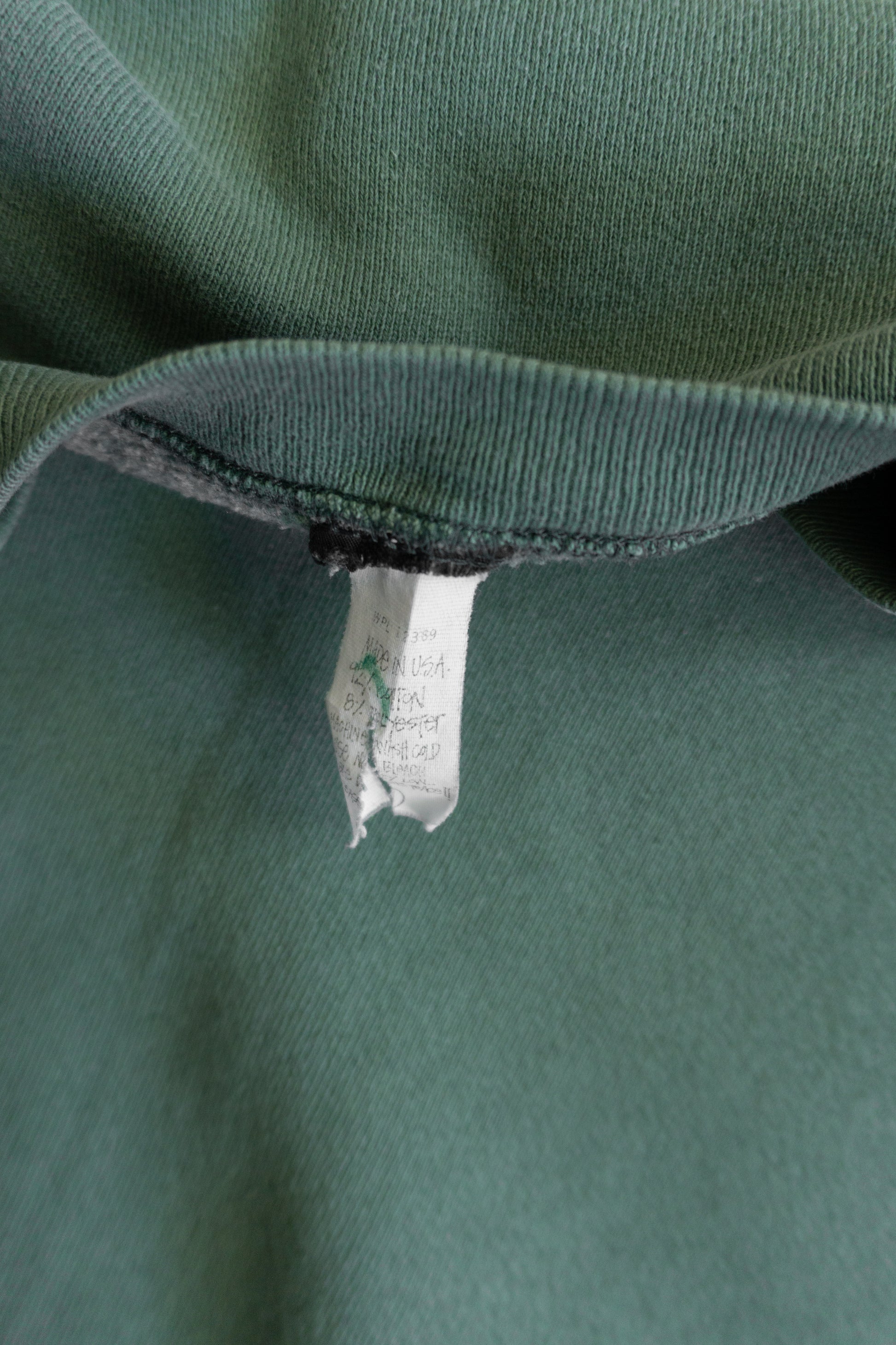 (BOXY M/L) 90’S VINTAGE STUSSY FADED CREWNECK