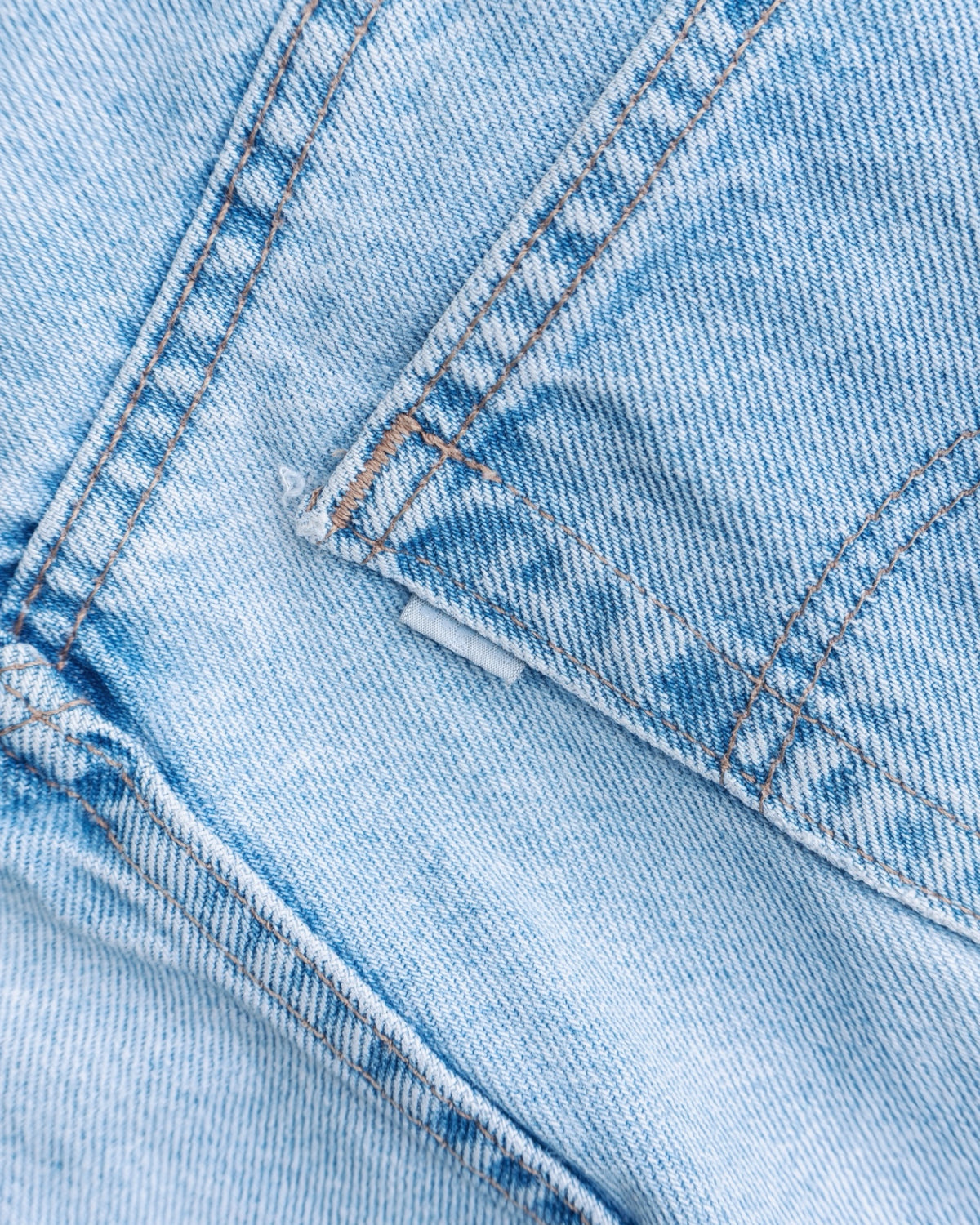 VINTAGE LEVIS SILVER TAB DENIM SHORT - 34