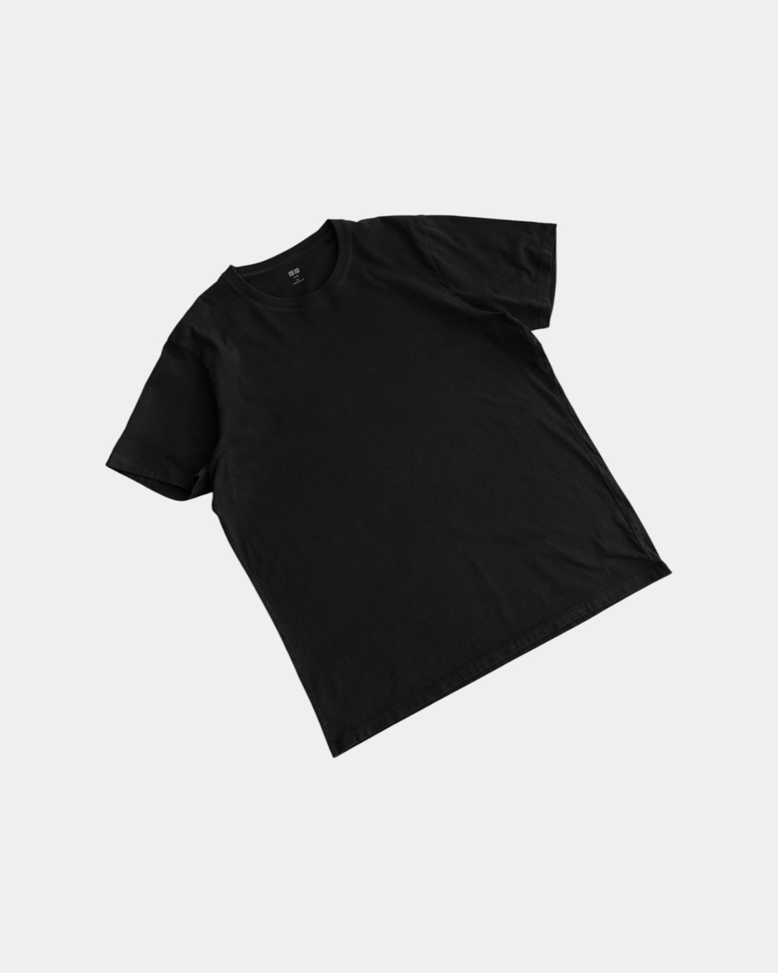 (XL) UNIQLO BLANK TEE