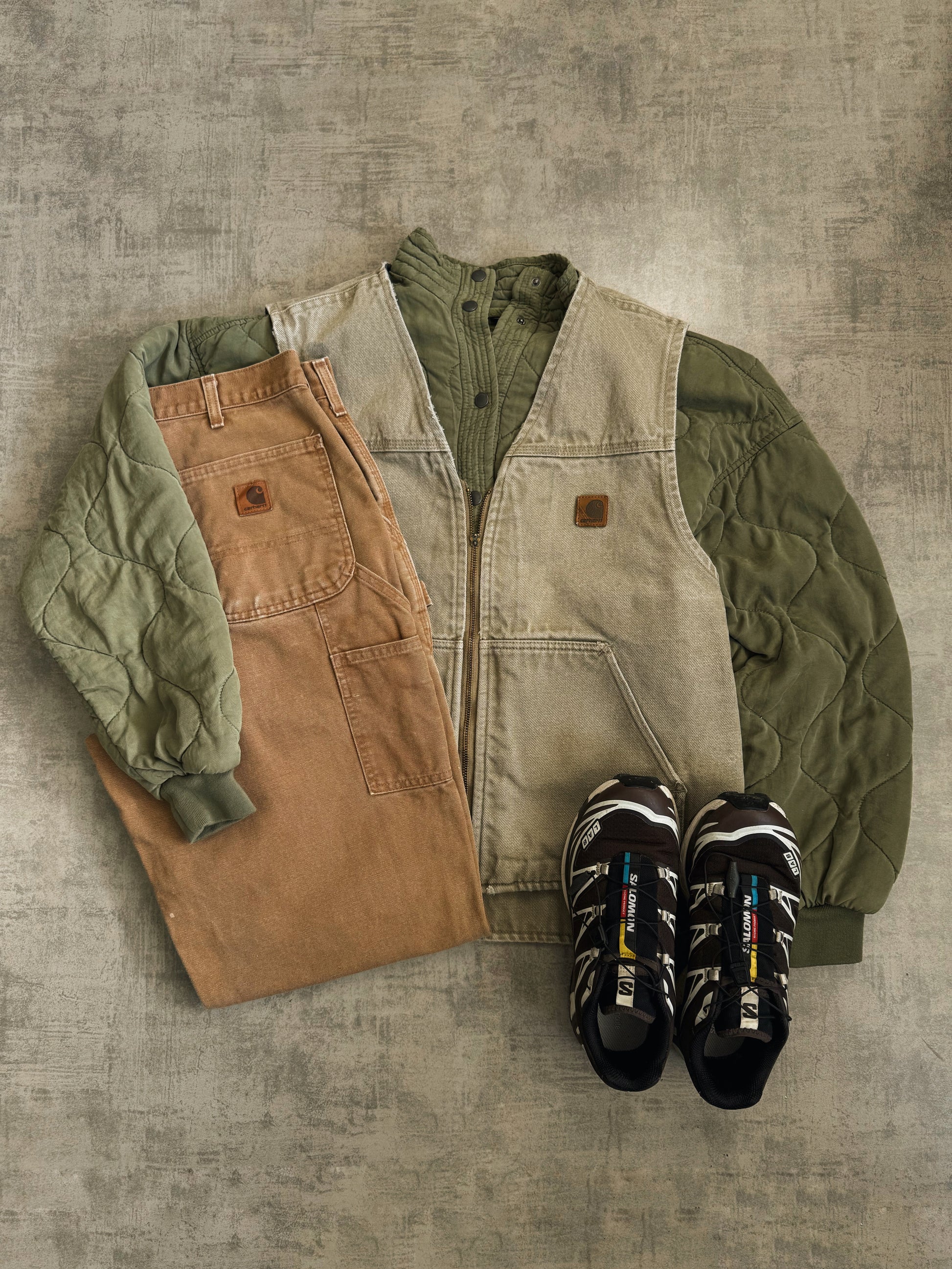 (L) VINTAGE CARHARTT SHERPA VEST
