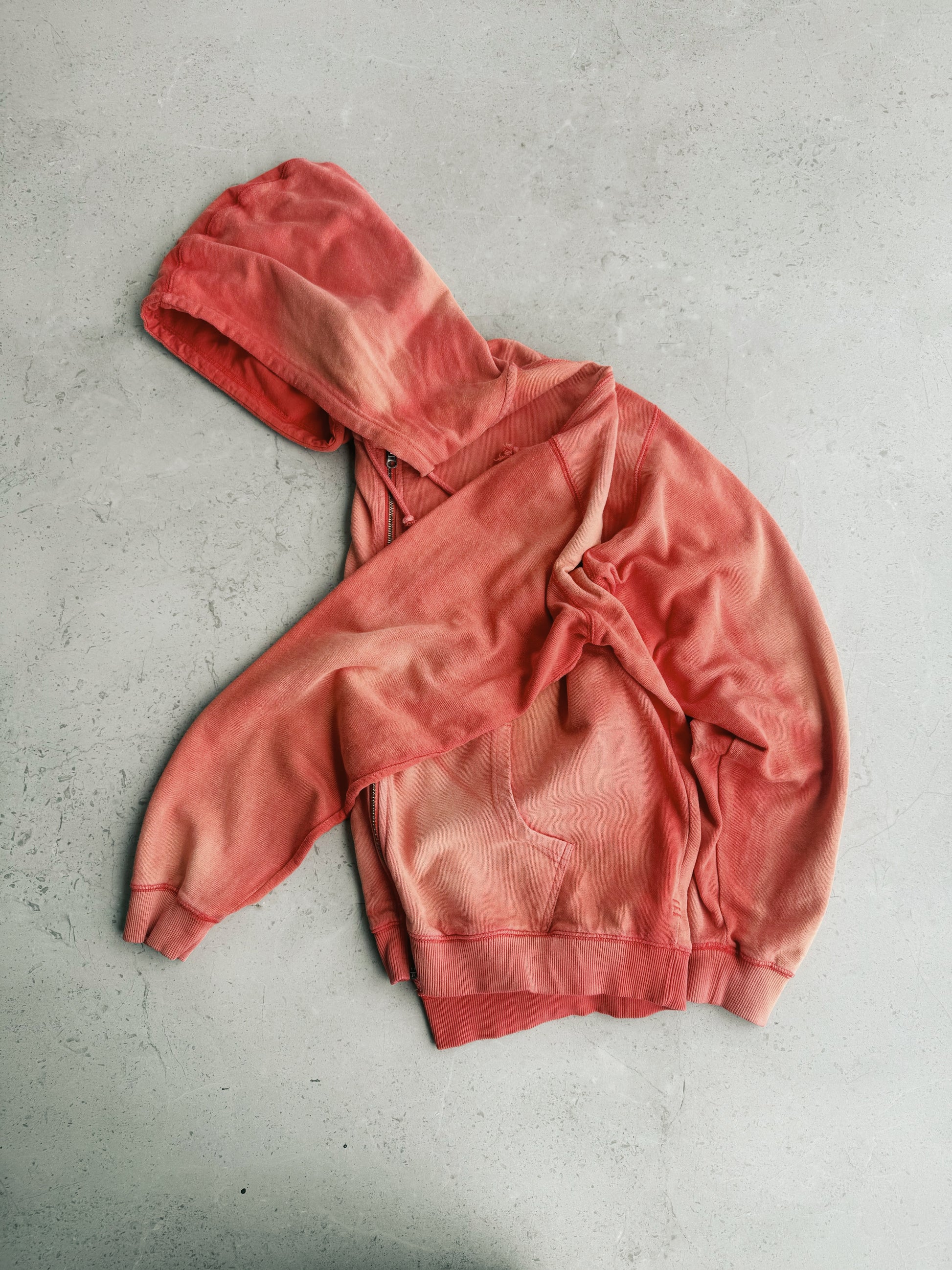 (L) BEAUTIFUL SUN FADED RED HOODIE FULL ZIP